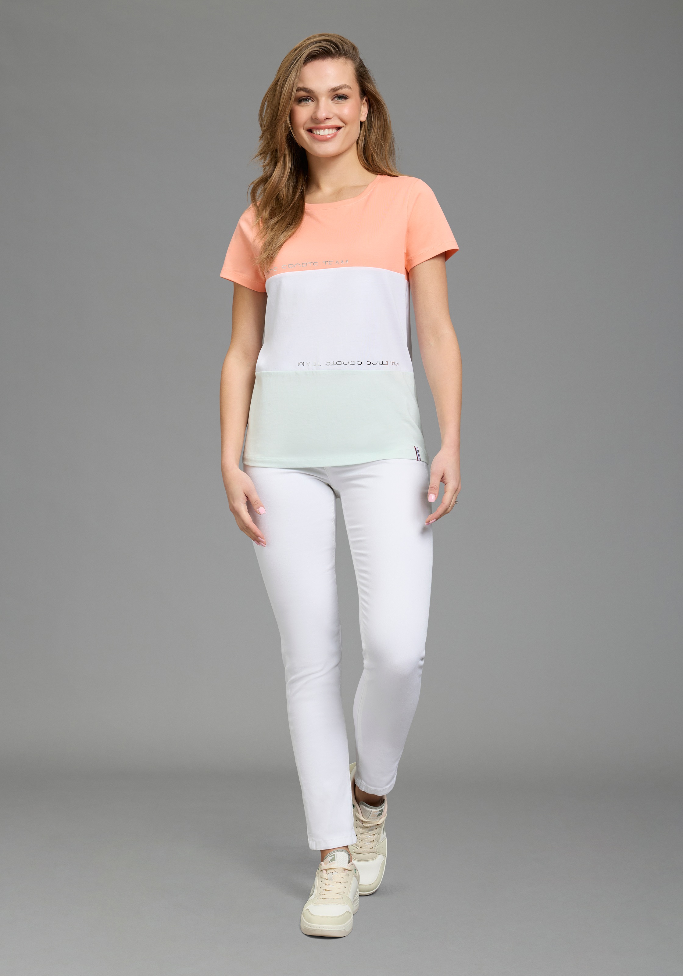 T-Shirt KANGAROOS, Damen, Gr. 36/38, apricot, weiß, blau, Single Jersey, Obermaterial: 100% Baumwolle, figurumspielend hüftlang, Rundhals, Shirts T-Shirt, im Colorblock-Design 3