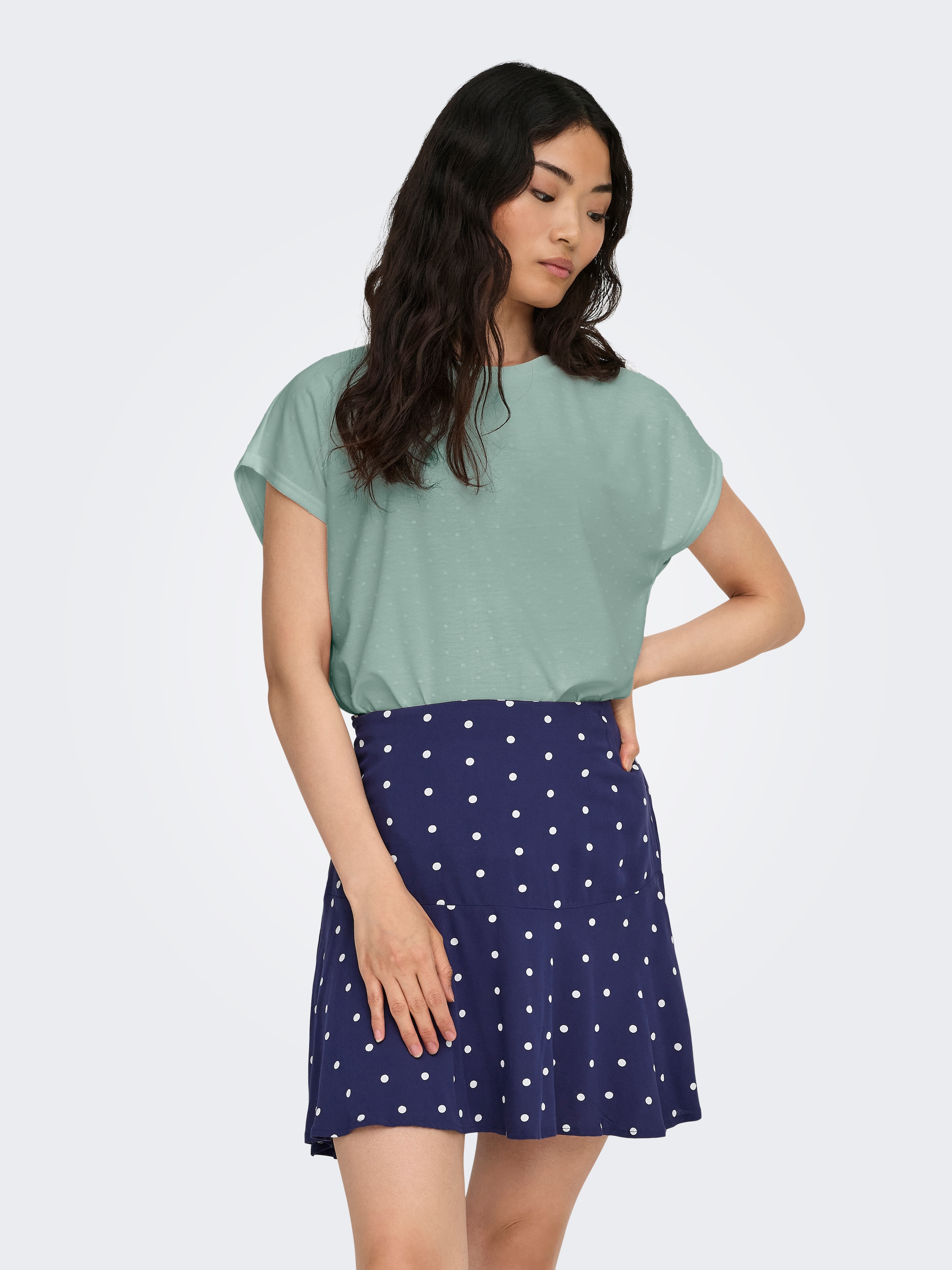 ONLY OnlMolly S/S O-Neck Dobby Top JRS 2