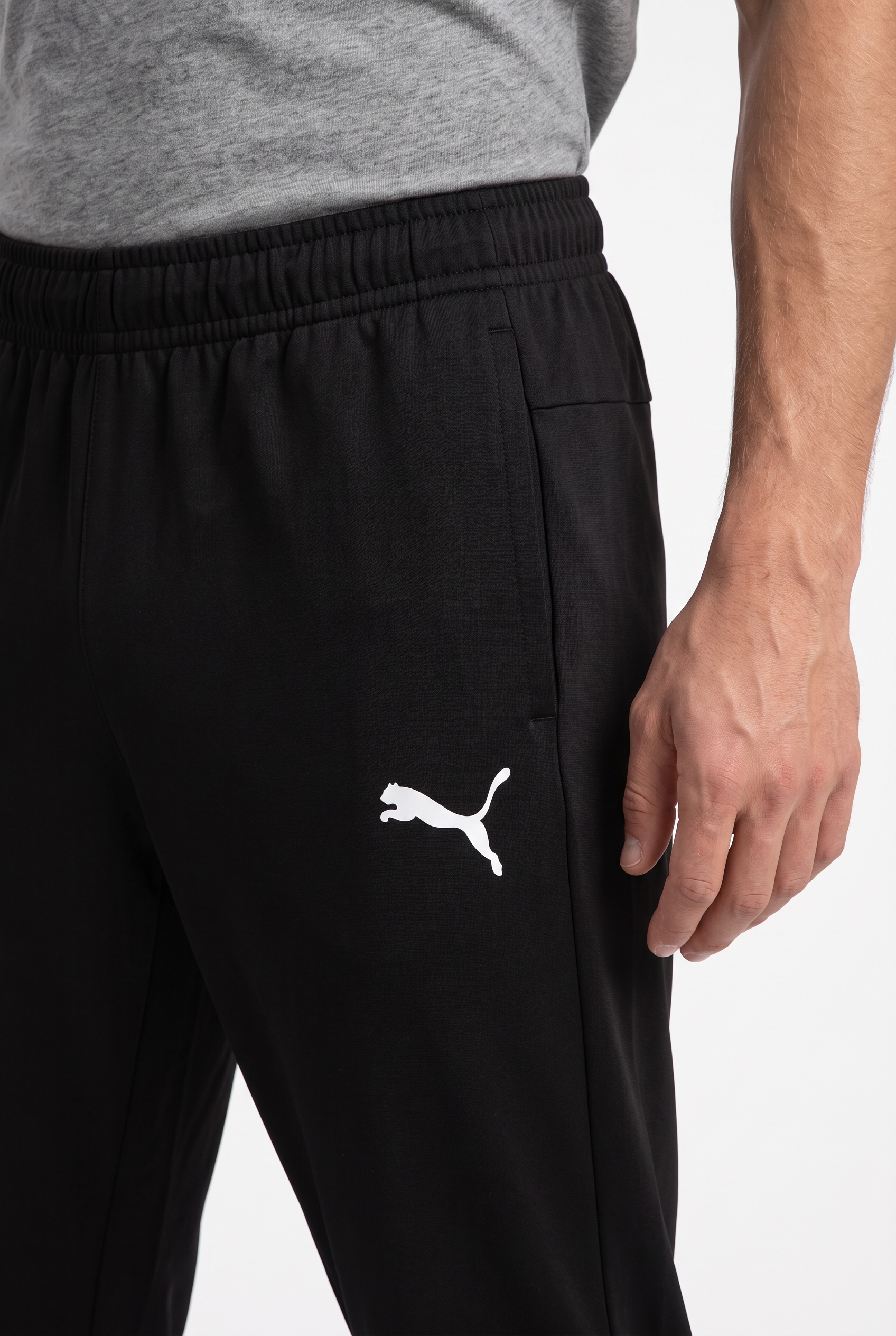 PUMA Trainingshose »INDIVIDUALRISE PANT«  atmungsaktives Material, mit DryCELL Technologie, Slim Fit