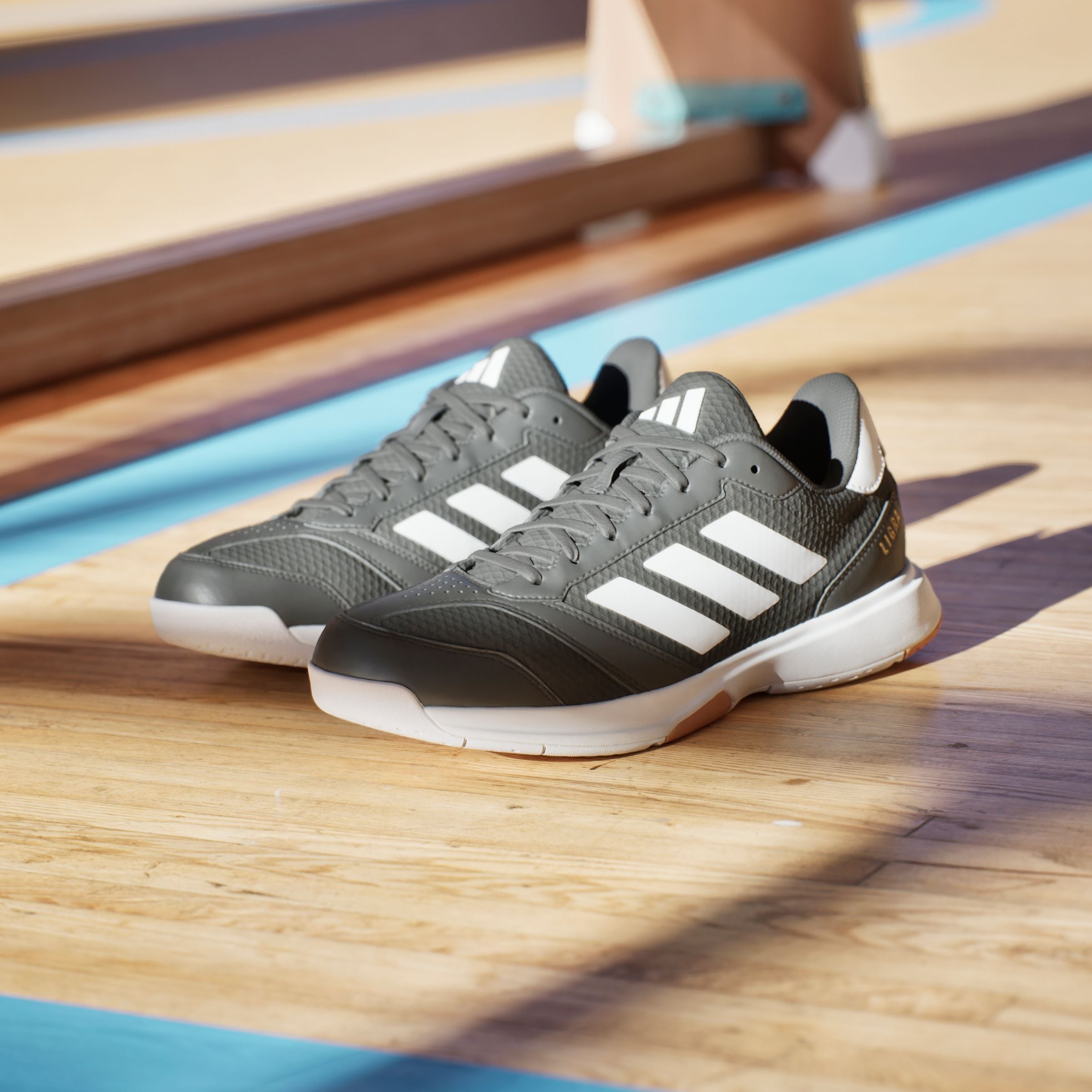 adidas Performance Hallenschuh »LIGRA 8 INDOOR«