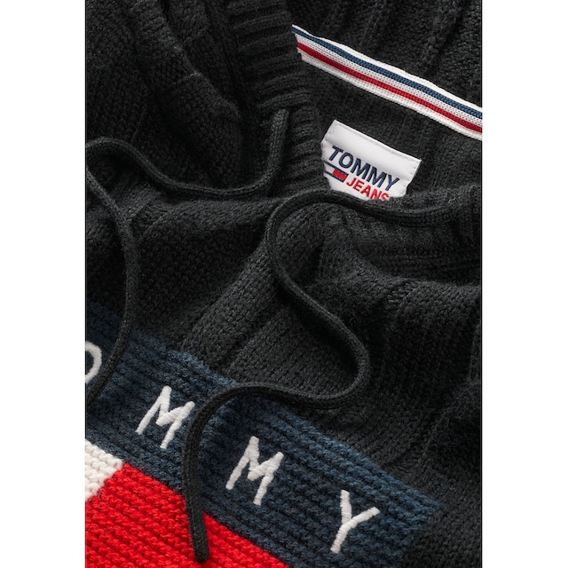 Tommy Jeans Curve Strickkleid »TJW CRV CABLE FLAG HOODIE DRESS«, PLUS SIZE  CURVE für kaufen | BAUR