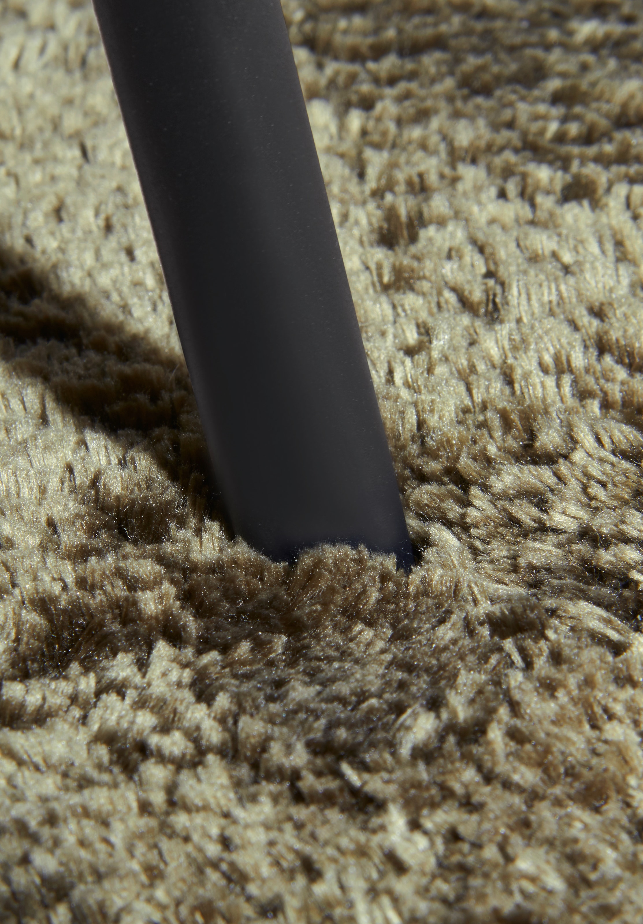 ELLE DECORATION Hochflor-Teppich »Calida«, rund, 28 mm Höhe, Langflor, Shaggy, einfarbig, flauschig, weich, glänzend, modern, uni