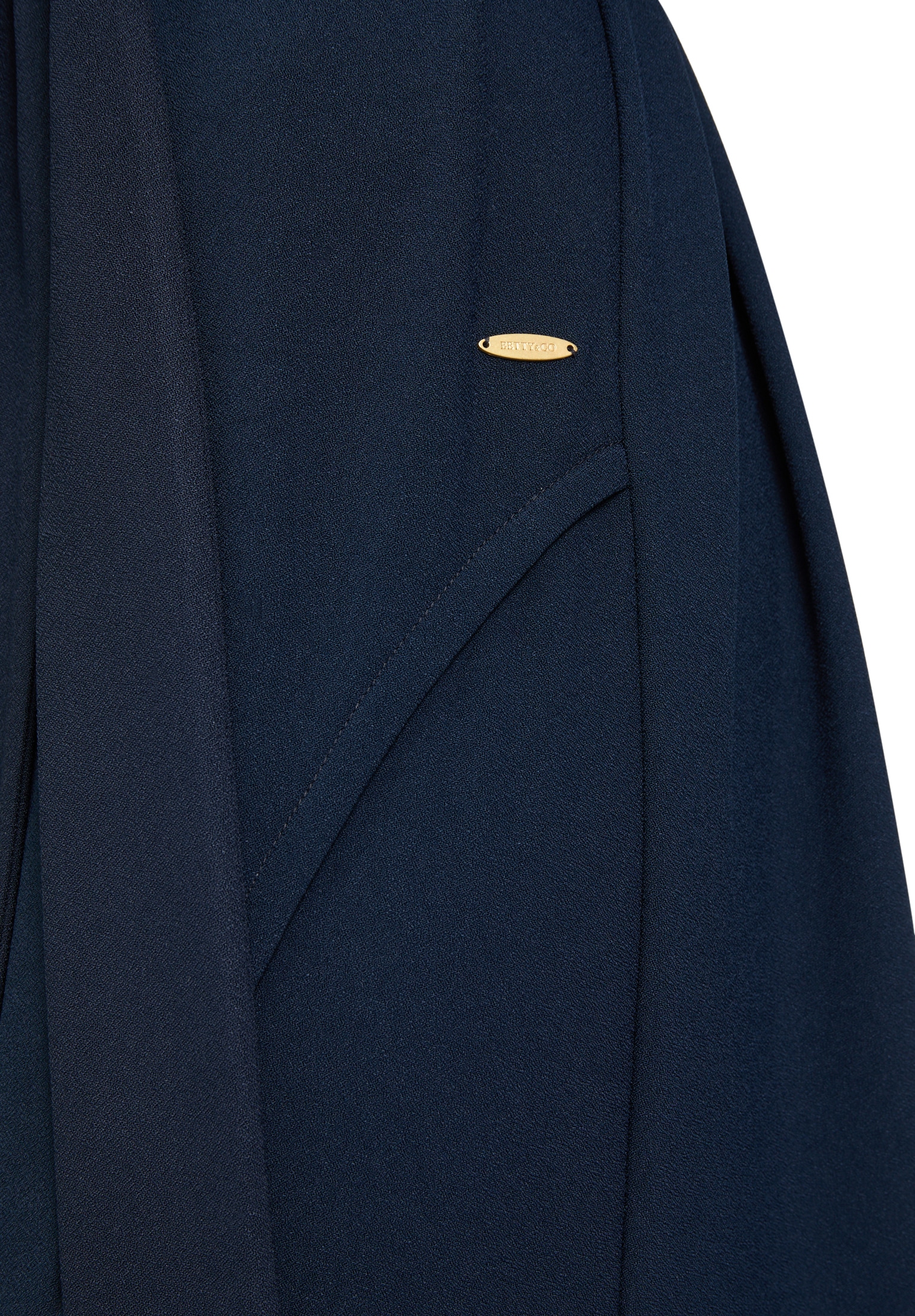Betty&Co Jerseykleid »Betty & Co Damen Jerseykleid mit Raffung«, Schlitz