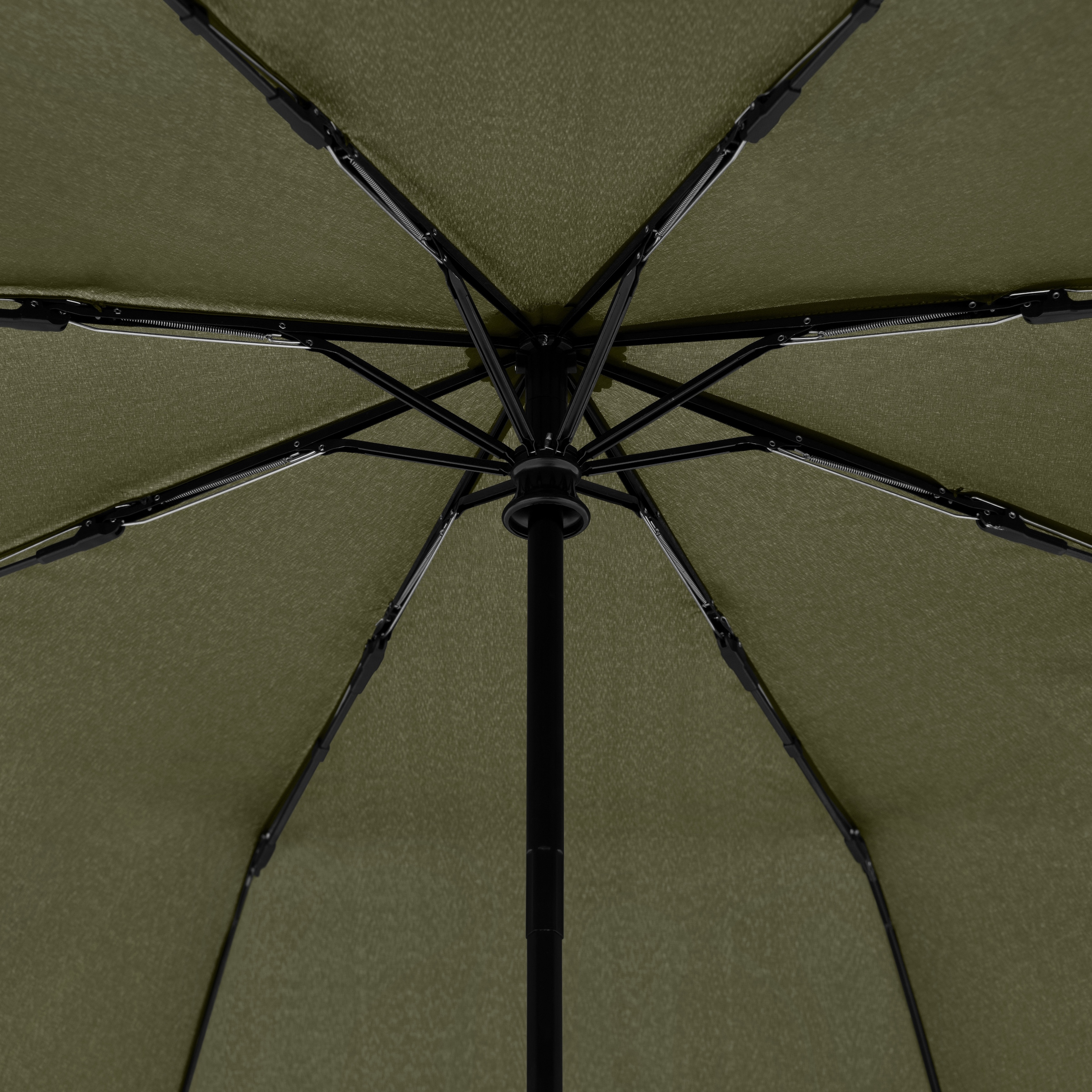 doppler® Taschenregenschirm »nature Magic, deep olive«, aus recyceltem Material mit Griff aus FSC®- schützt Wald - weltweit