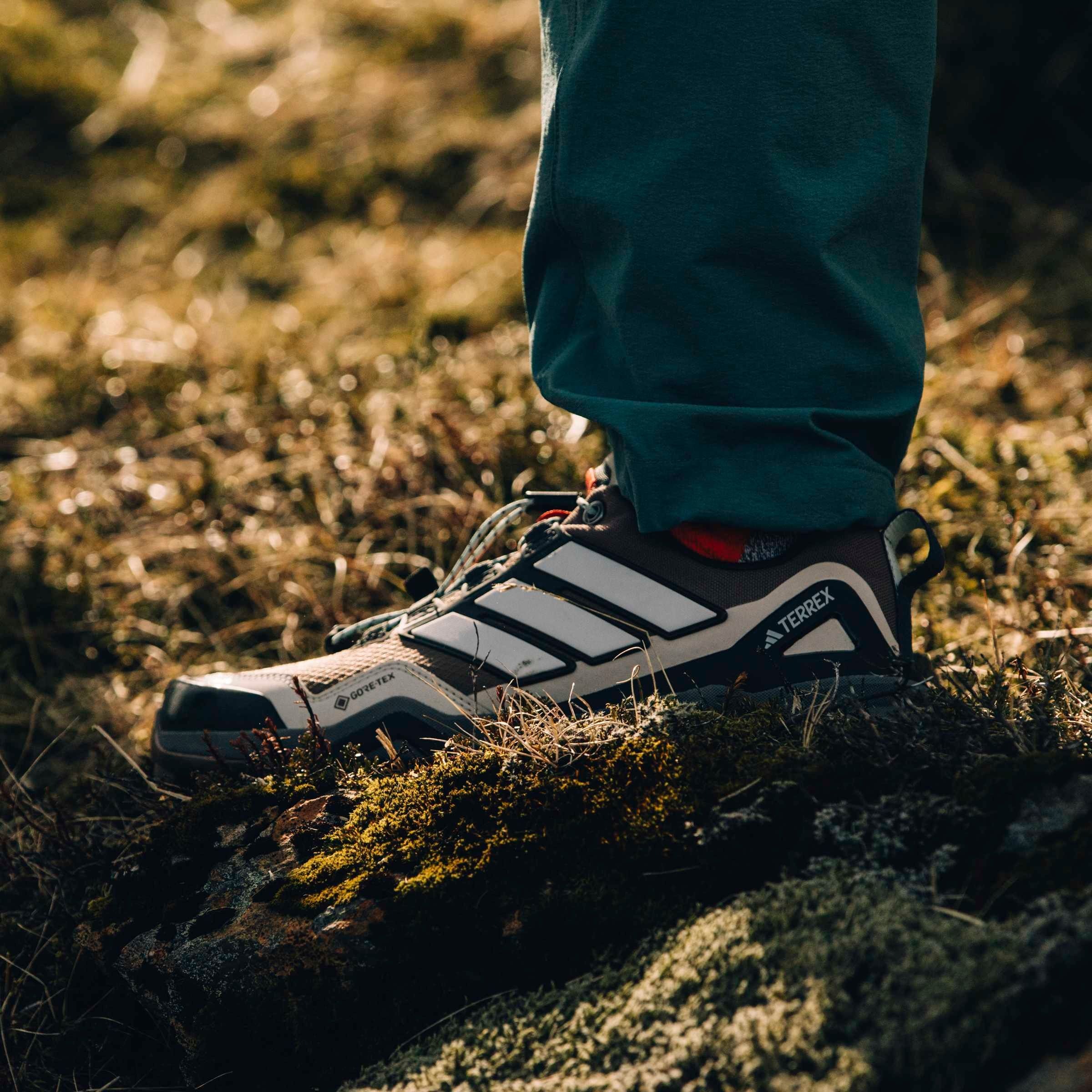 adidas TERREX Wanderschuh »TERREX SKYCHASER GORE-TEX«, wasserdicht
