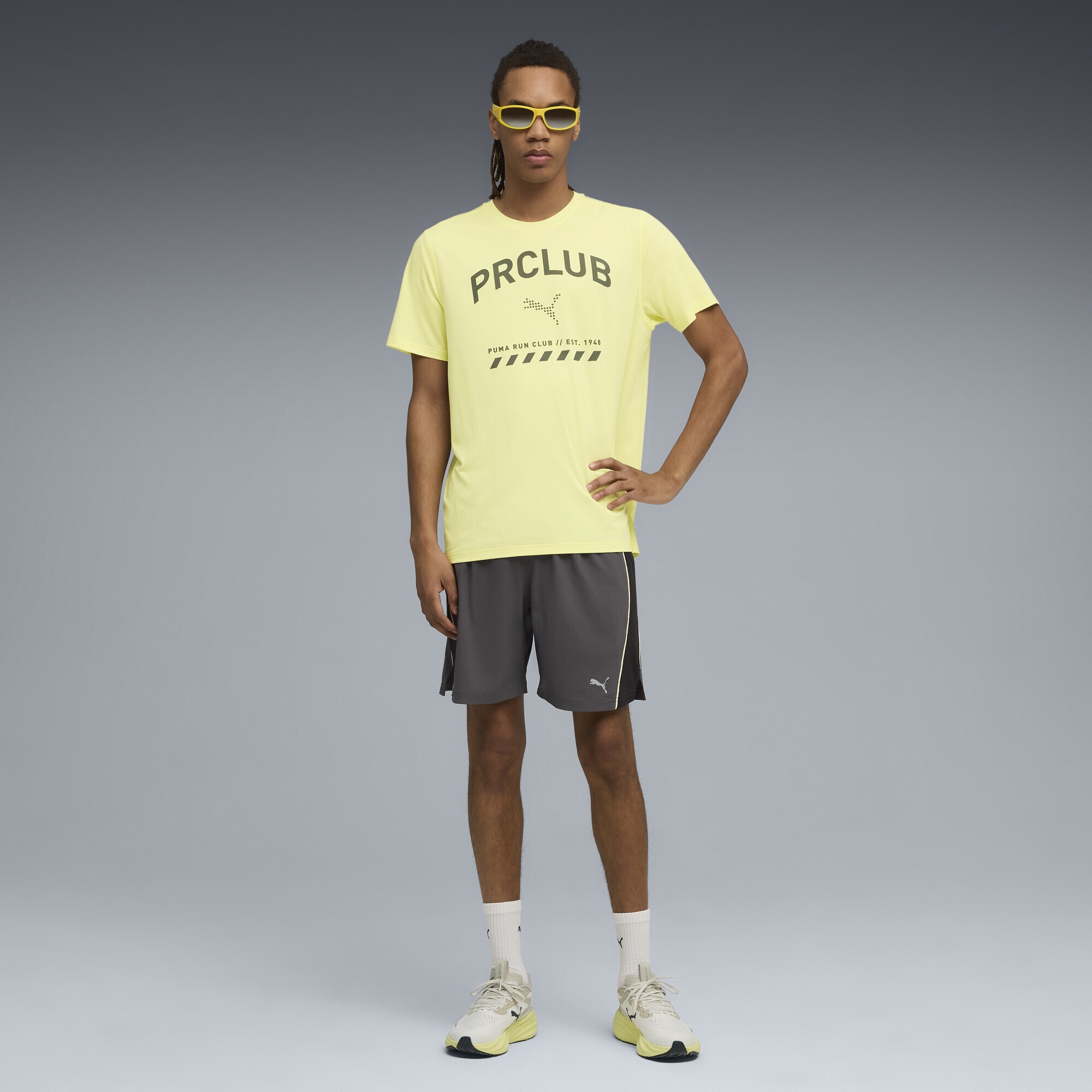 PUMA Laufshirt »RUN CLUB Graphic Mesh T-Shirt Herren«