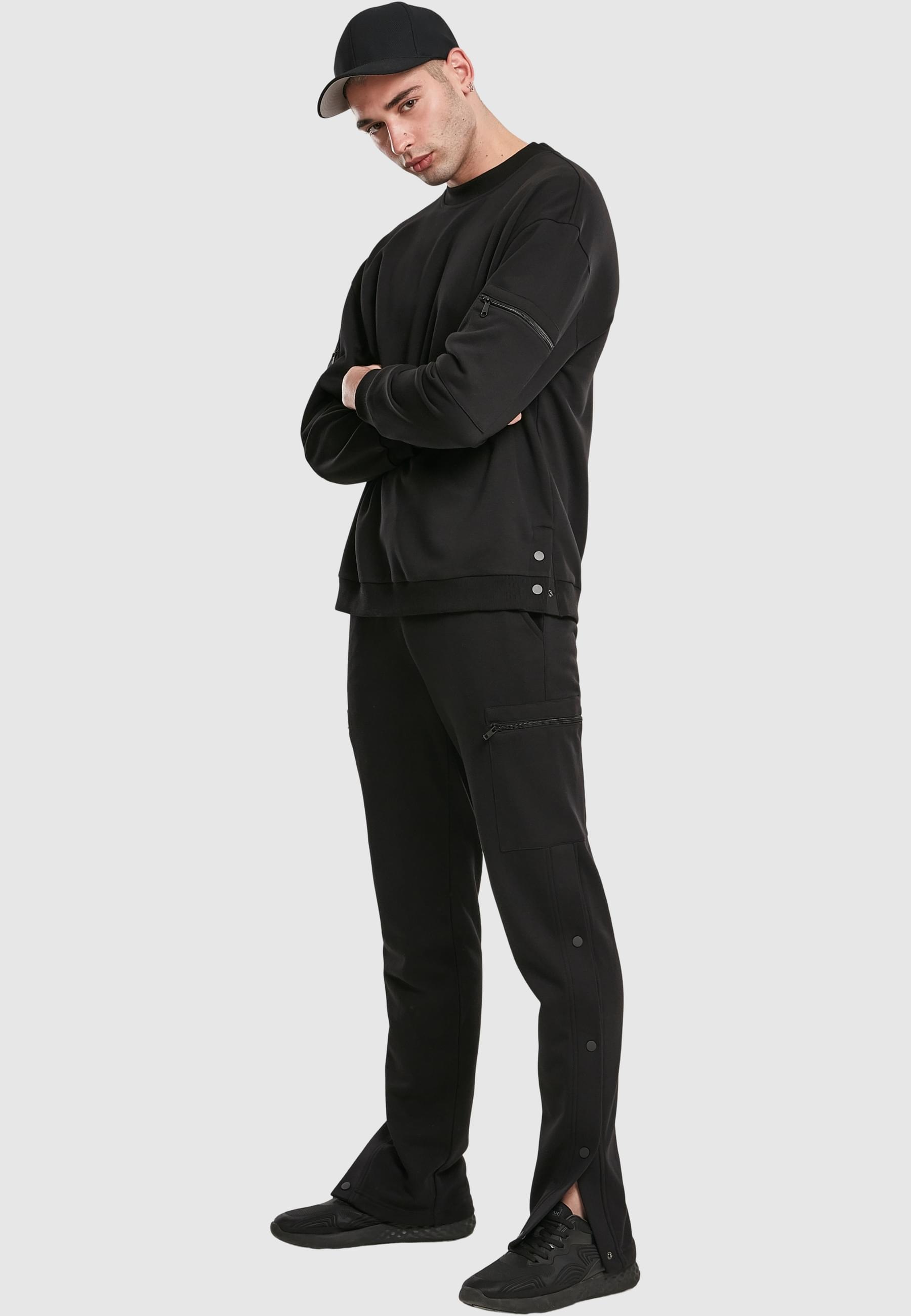 URBAN CLASSICS Rundhalspullover »Urban Classics Herren Training Terry Crew«, (1 tlg.)