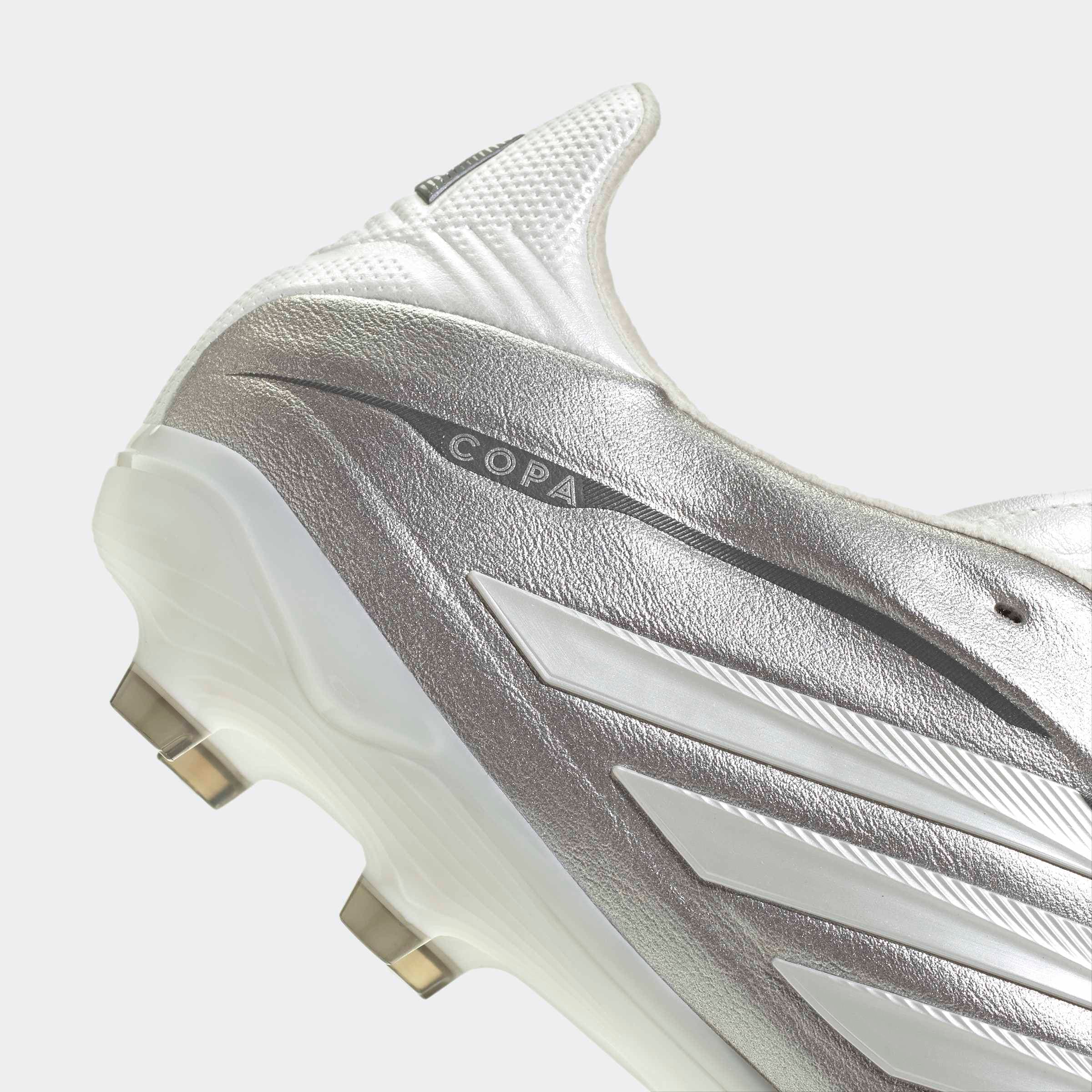 adidas Performance Fußballschuh »COPA PURE IV PRO FG«  Außensohle für feste Böden