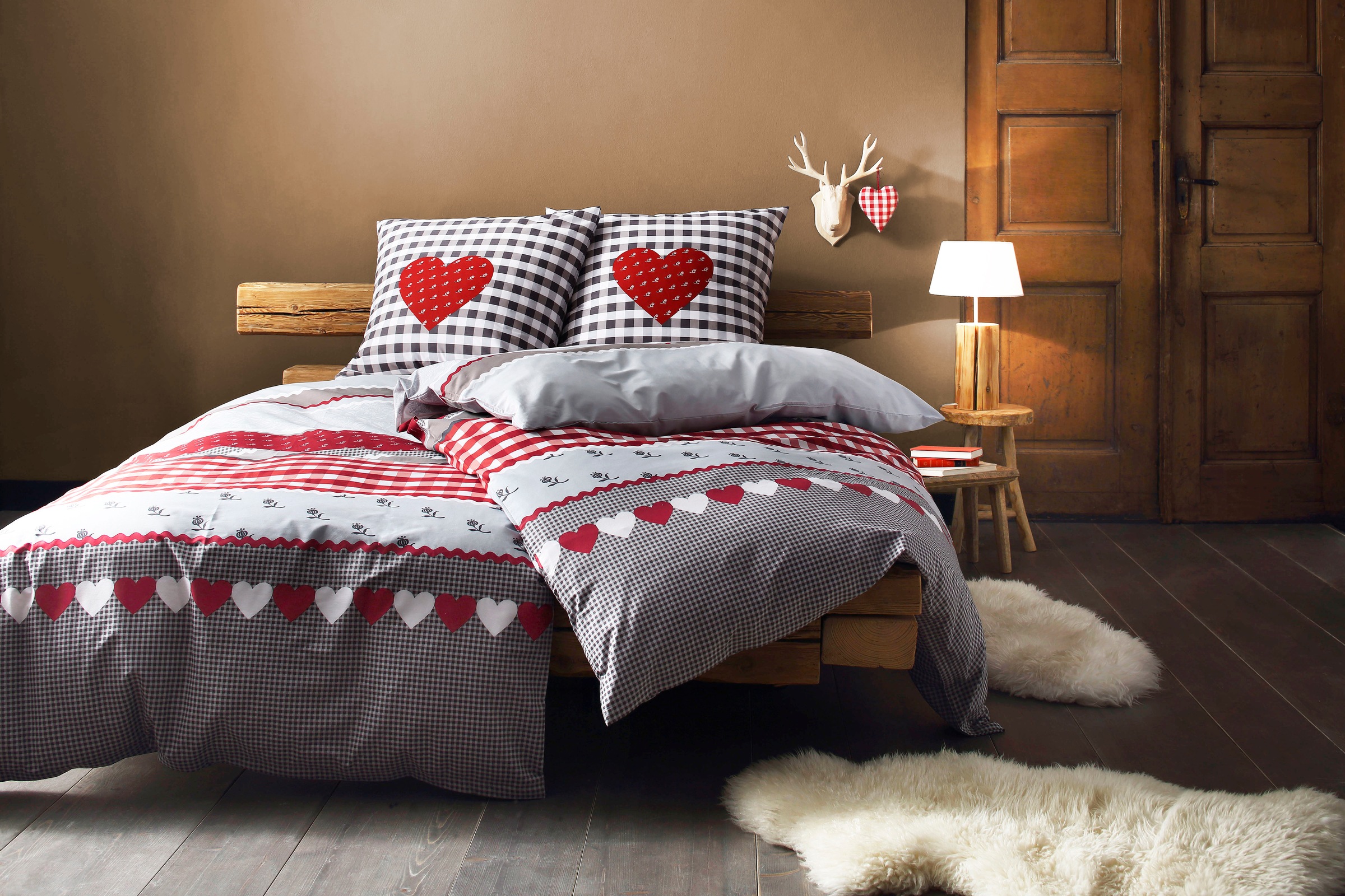 CASATEX Bettwäsche "Herz-Karo" 2 Stk. niedlichem Herz-Karo Design günstig online kaufen