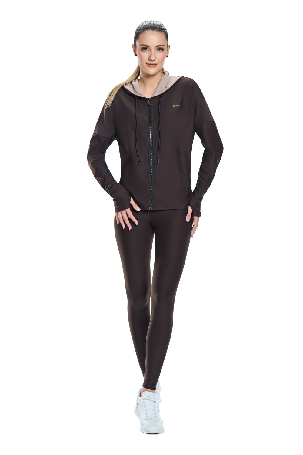 Winshape Trainingsjacke »Functional Comfort Jacket J008C«, mit Ton-in-Ton-Farbakzent