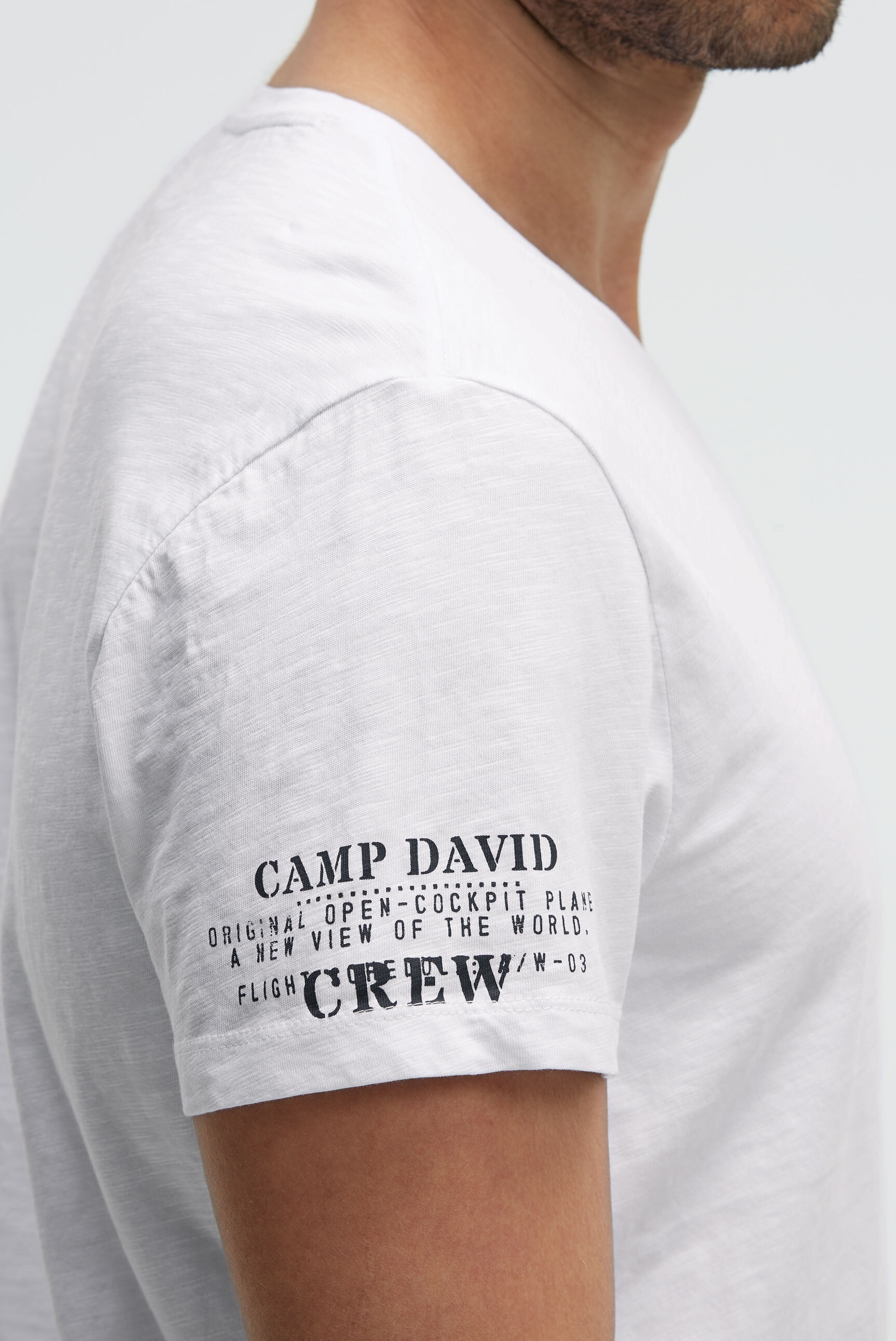 CAMP DAVID V-Shirt, mit maskulinem V-Ausschnitt