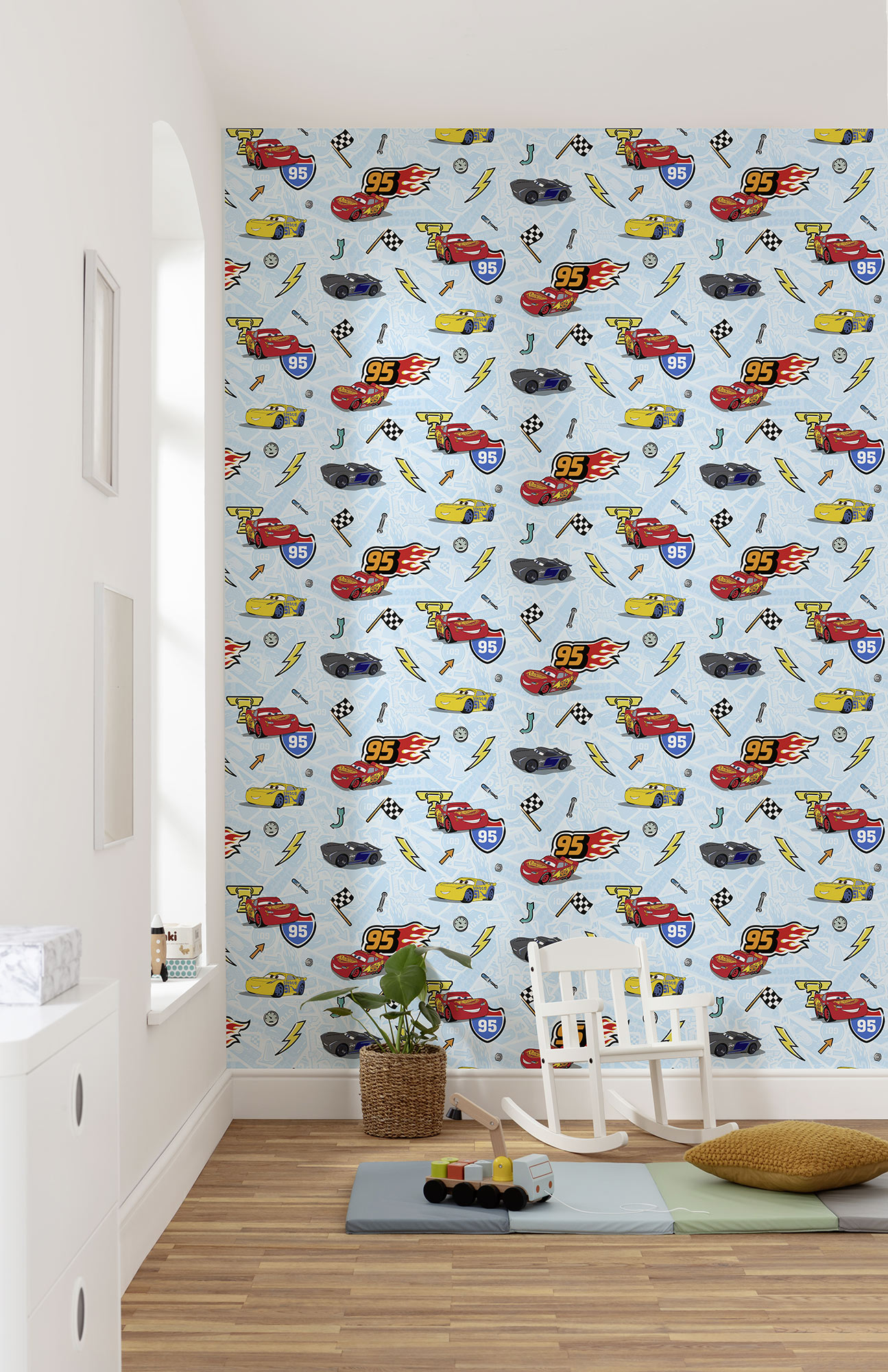 Komar Vliestapete "Cars Lets Race" bedruckt glatt Rolle mit 53 x 1005 cm