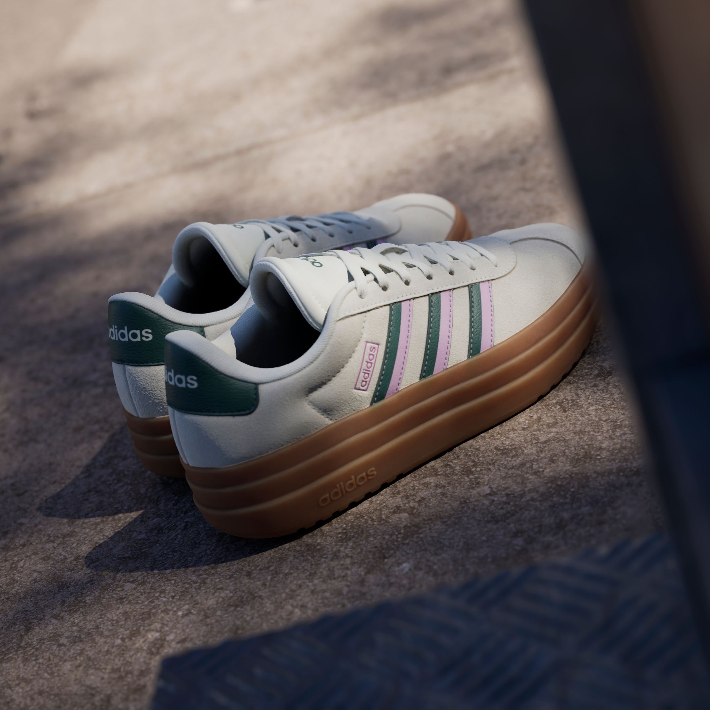 adidas Sportswear Sneaker »VL COURT BOLD«, Design auf den Spuren des adidas Gazelle Bold