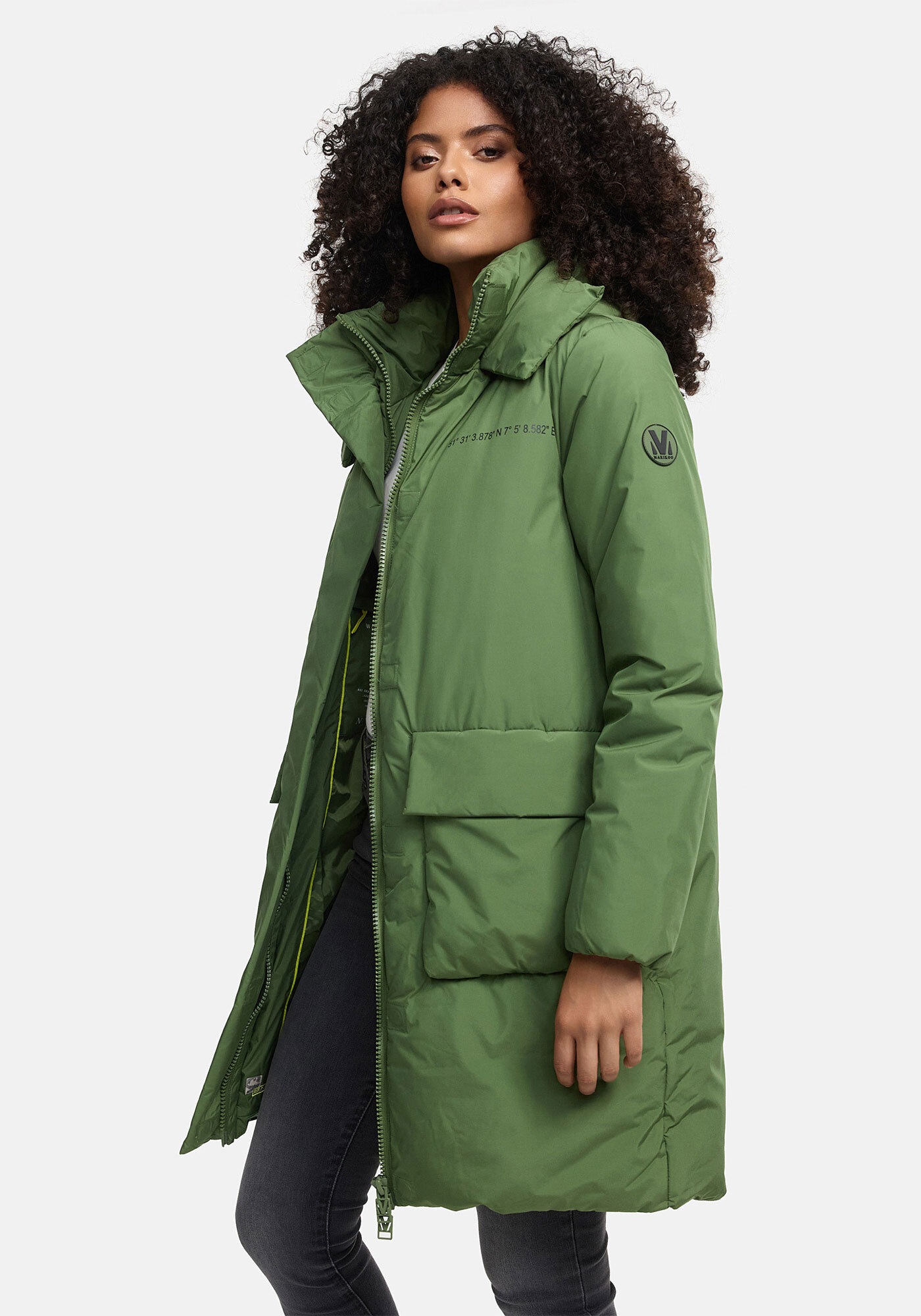 Marikoo Winterjacke »Nanami« mit großer Kapuze