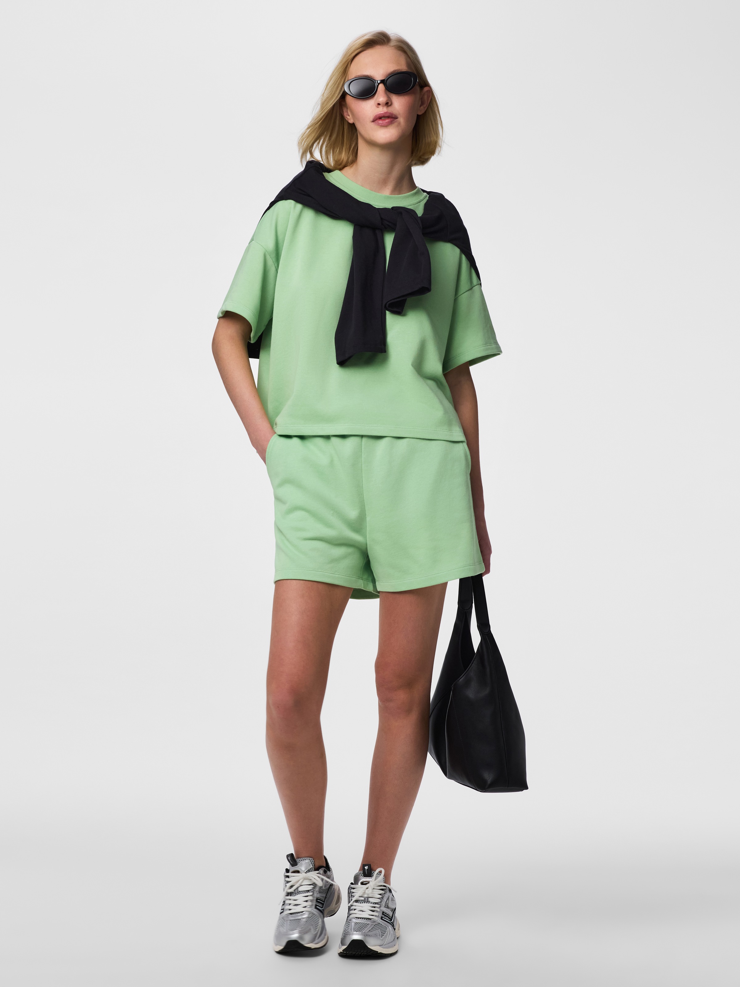 Thumbnail - pieces Sweatshirt "PCCHILLI SUMMER 2/4 LOOSE SWEAT NOOS BC"