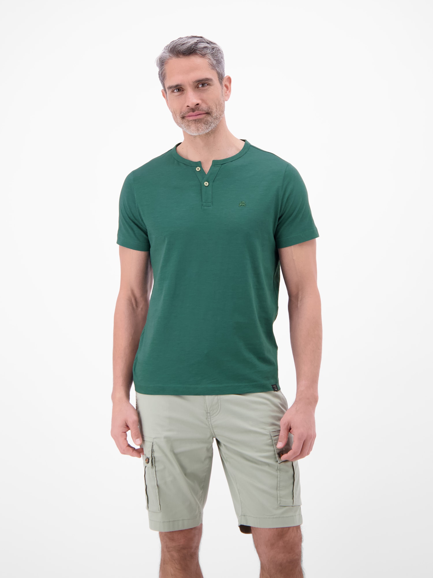 LERROS T-Shirt "T-Shirt mit Rundhalsausschnitt und Knopfleiste"