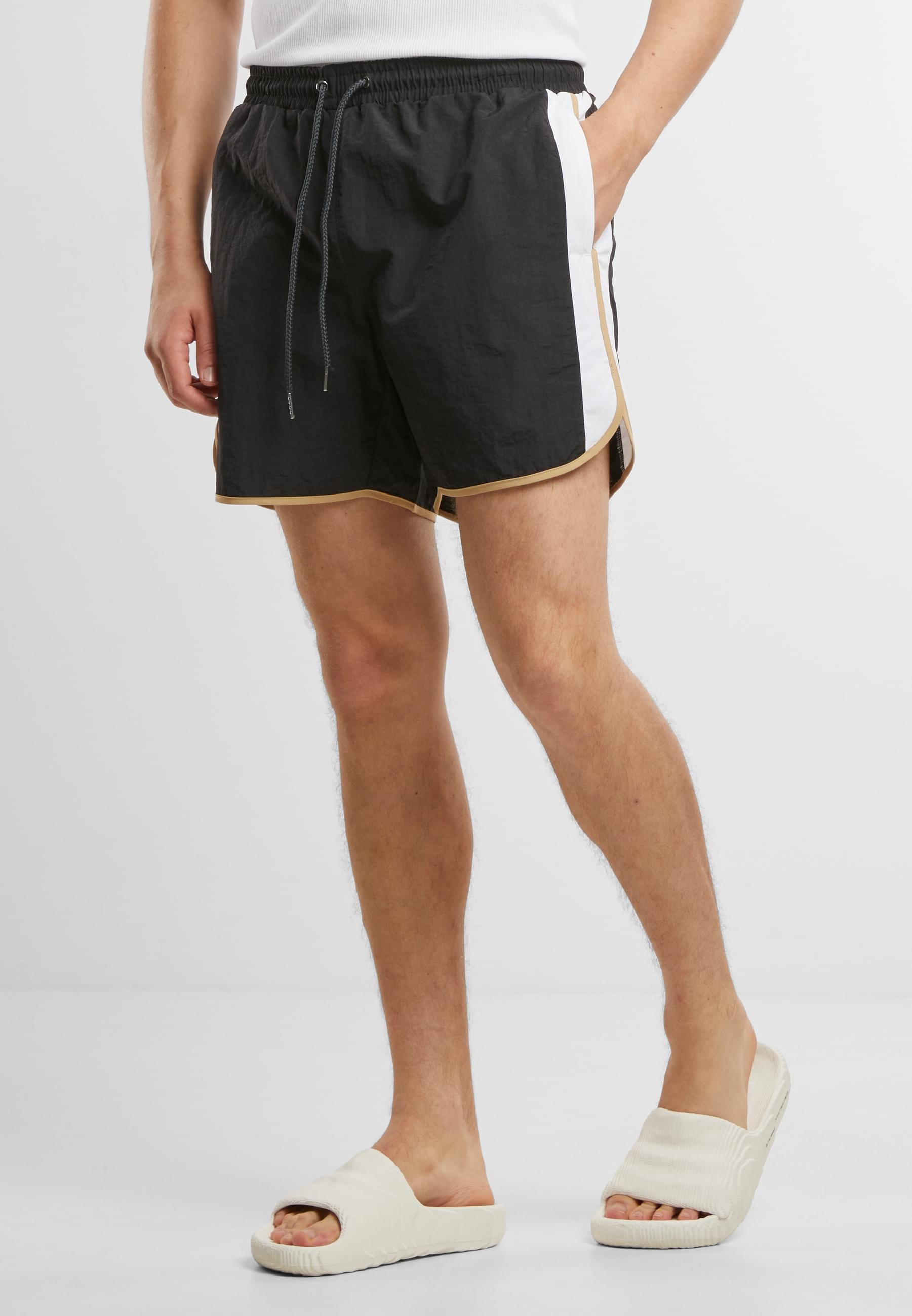 URBAN CLASSICS Badeshorts »Urban Classics Retro Look Swim Shorts«