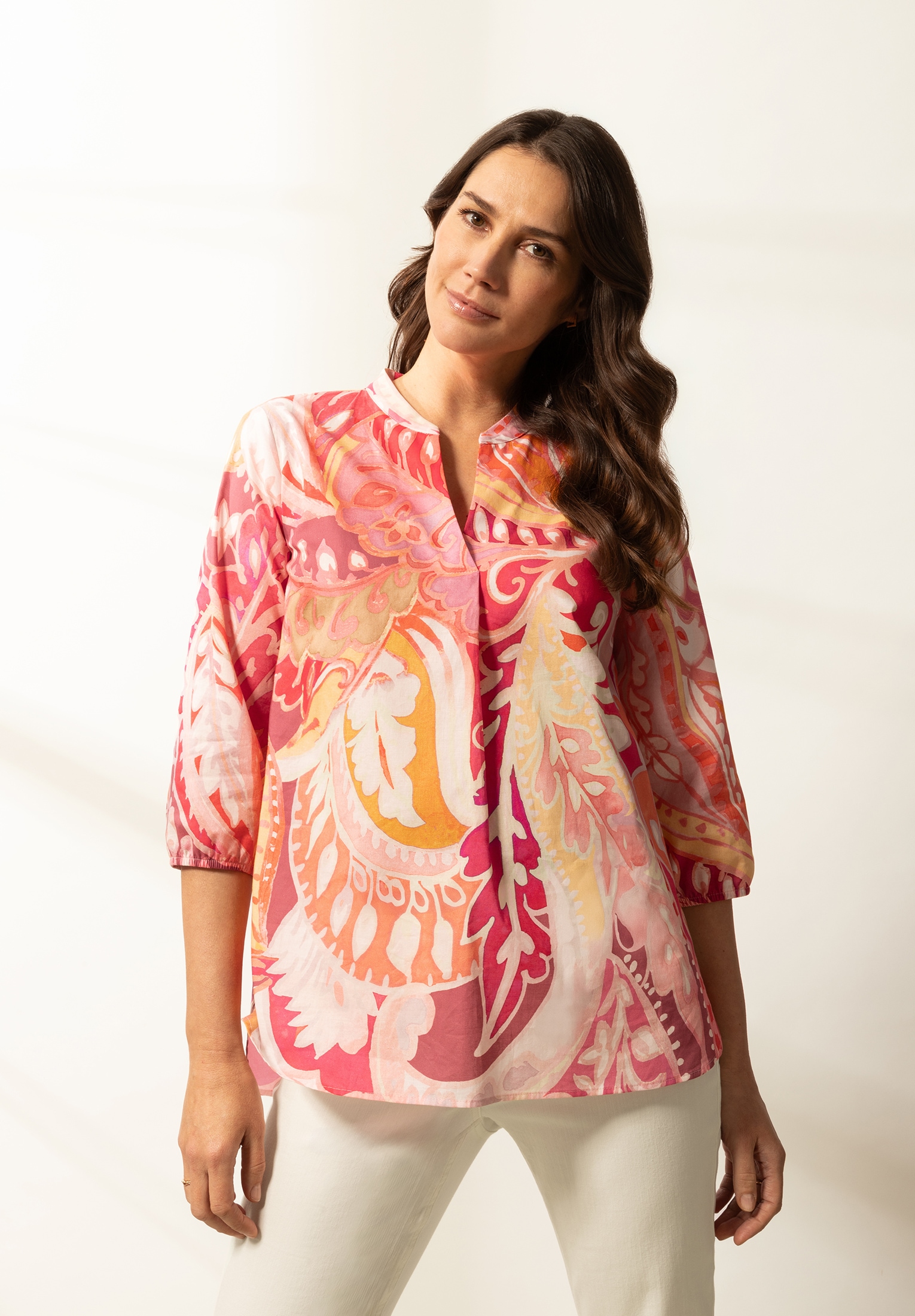 Betty Barclay Stoffhose »Betty Barclay Casual-Hose mit Stickerei«, Lochstickerei