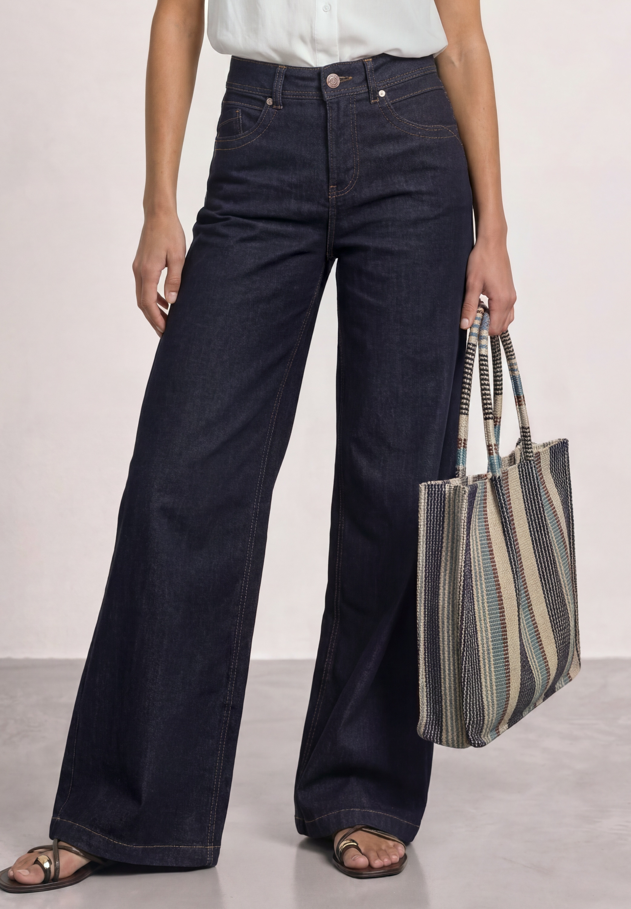 STREET ONE Loose-fit-Jeans "Style Emee" mit Stretch / in Rinsed-Optik