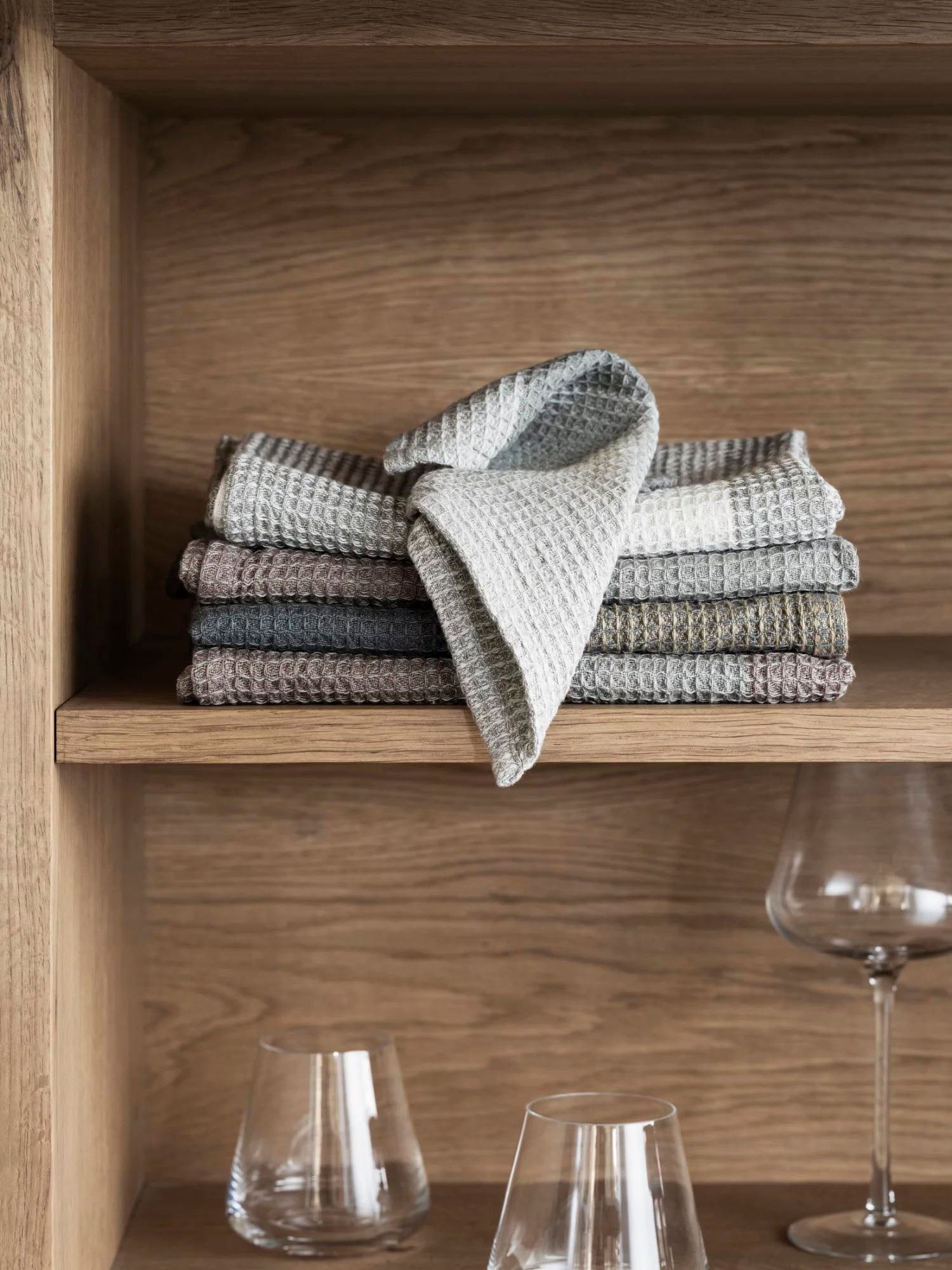 BLOMUS Geschirrtuch »GANO, aus 100% Baumwolle, GOTS organic, zertifiziert durch BCS 35020«, (Set, 2 tlg.), 50x70 cm, Geschirrtücher bestehend aus zwei verschiedenen Mustern