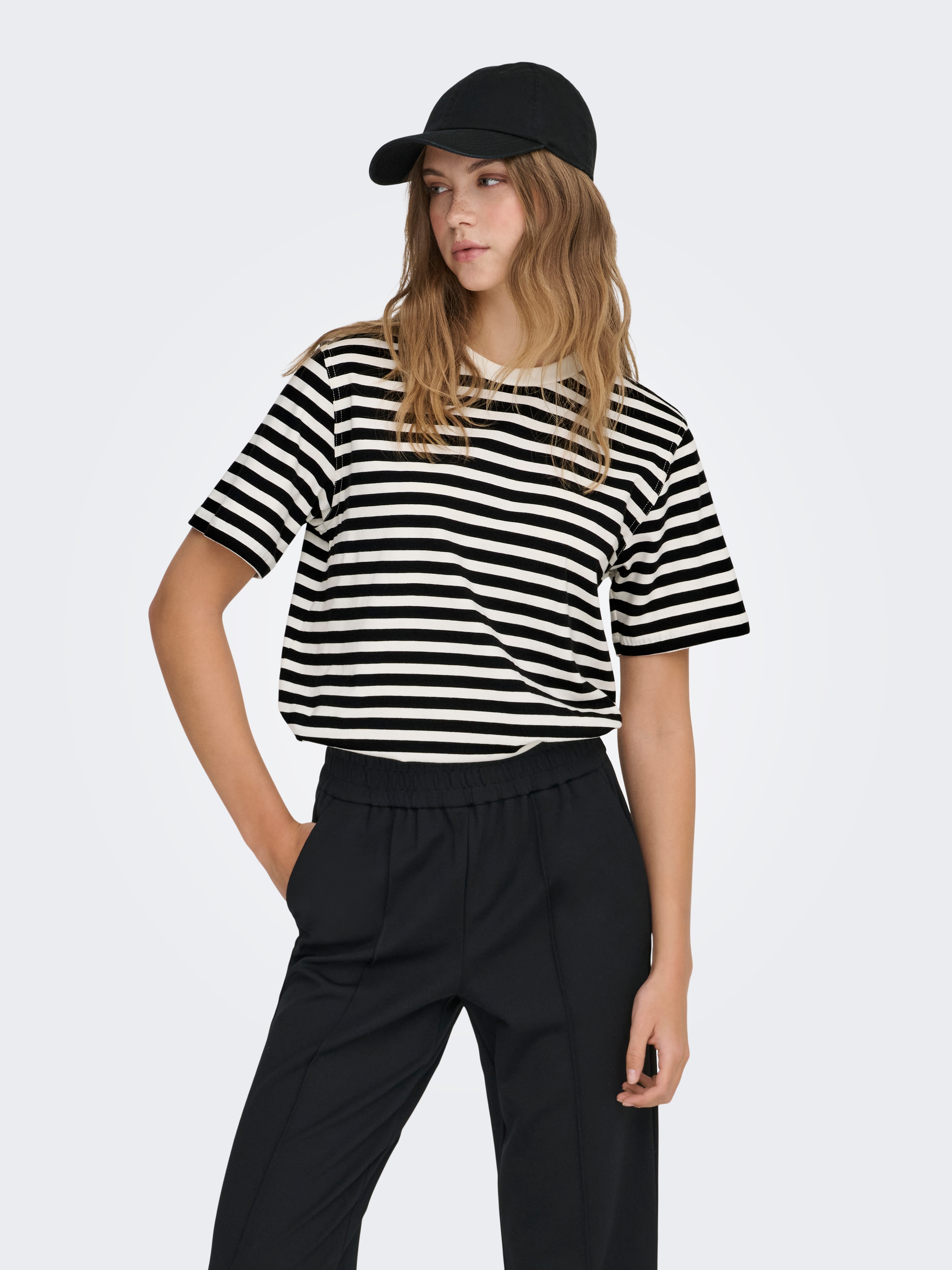 ONLY "ONLLIVINA S/S STRIPE TEE JRS NOOS"