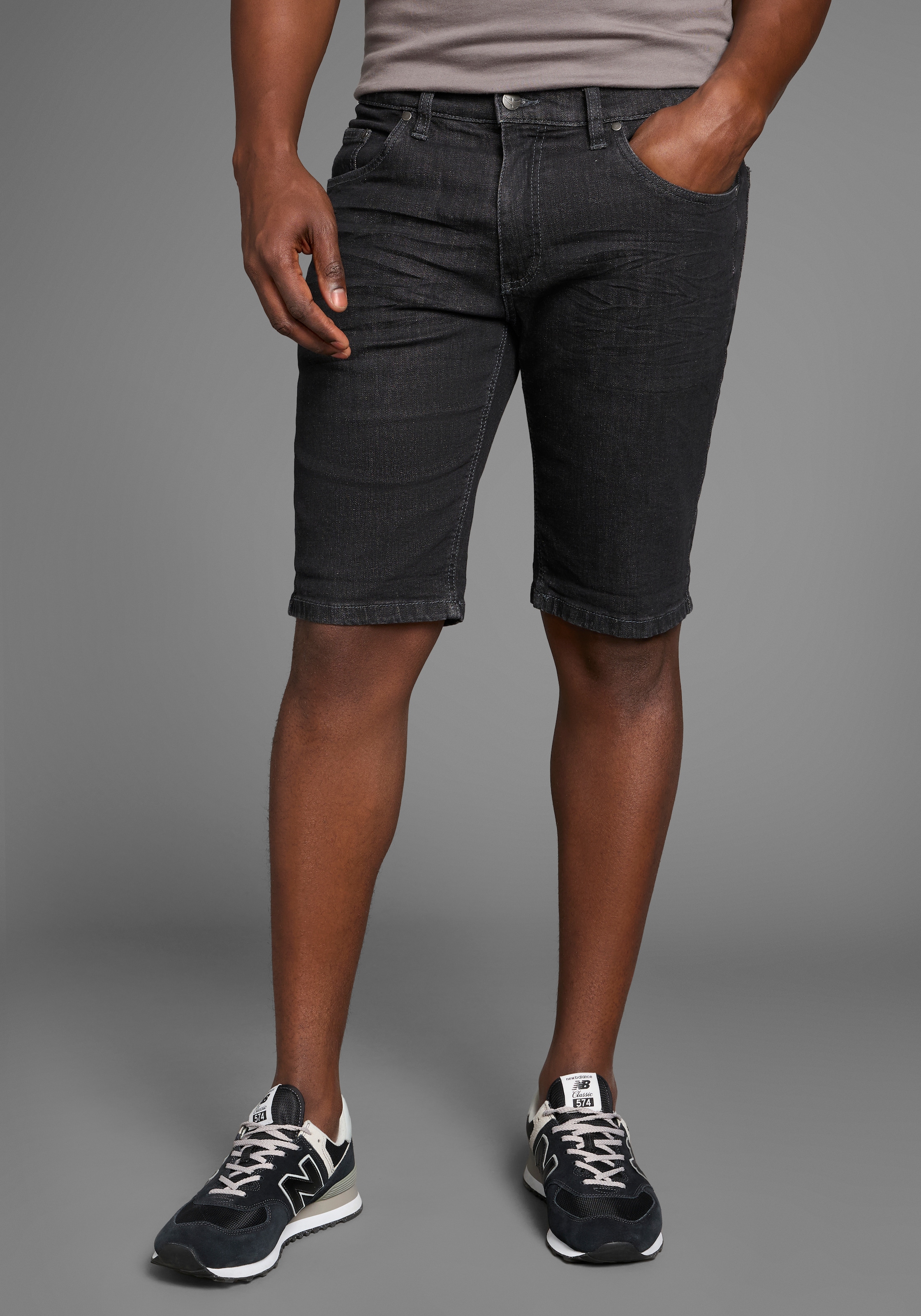 Arizona Jeansshorts gerader Schnitt, niedrige Leibhöhe
