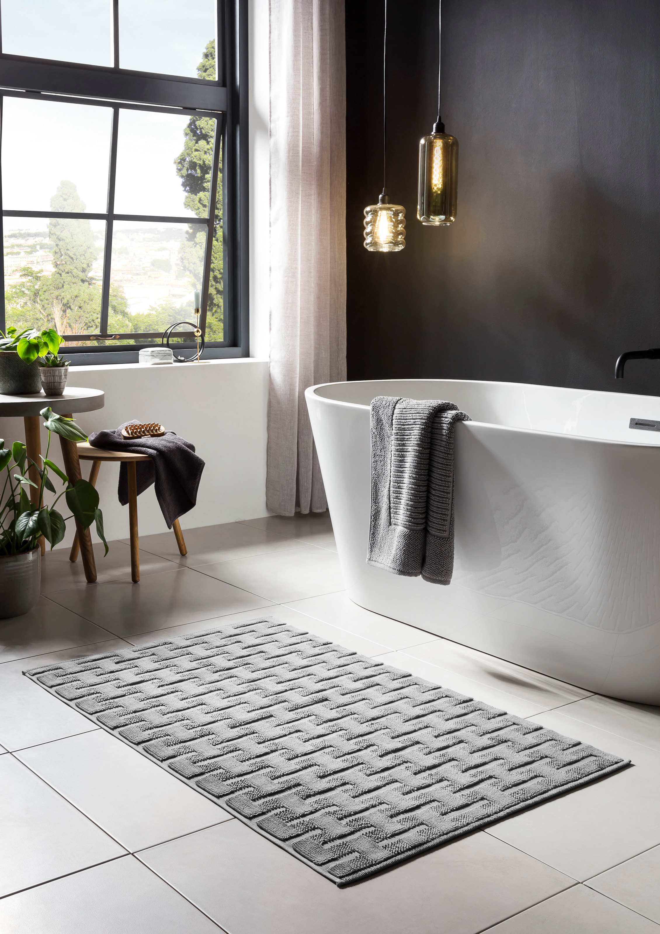 done.® Badematte »Delia«, rutschhemmend beschichtet, fußbodenheizungsgeeignet, Badteppich, Uni-Farben, Hoch-Tief Effekt, reine Baumwolle, waschbar