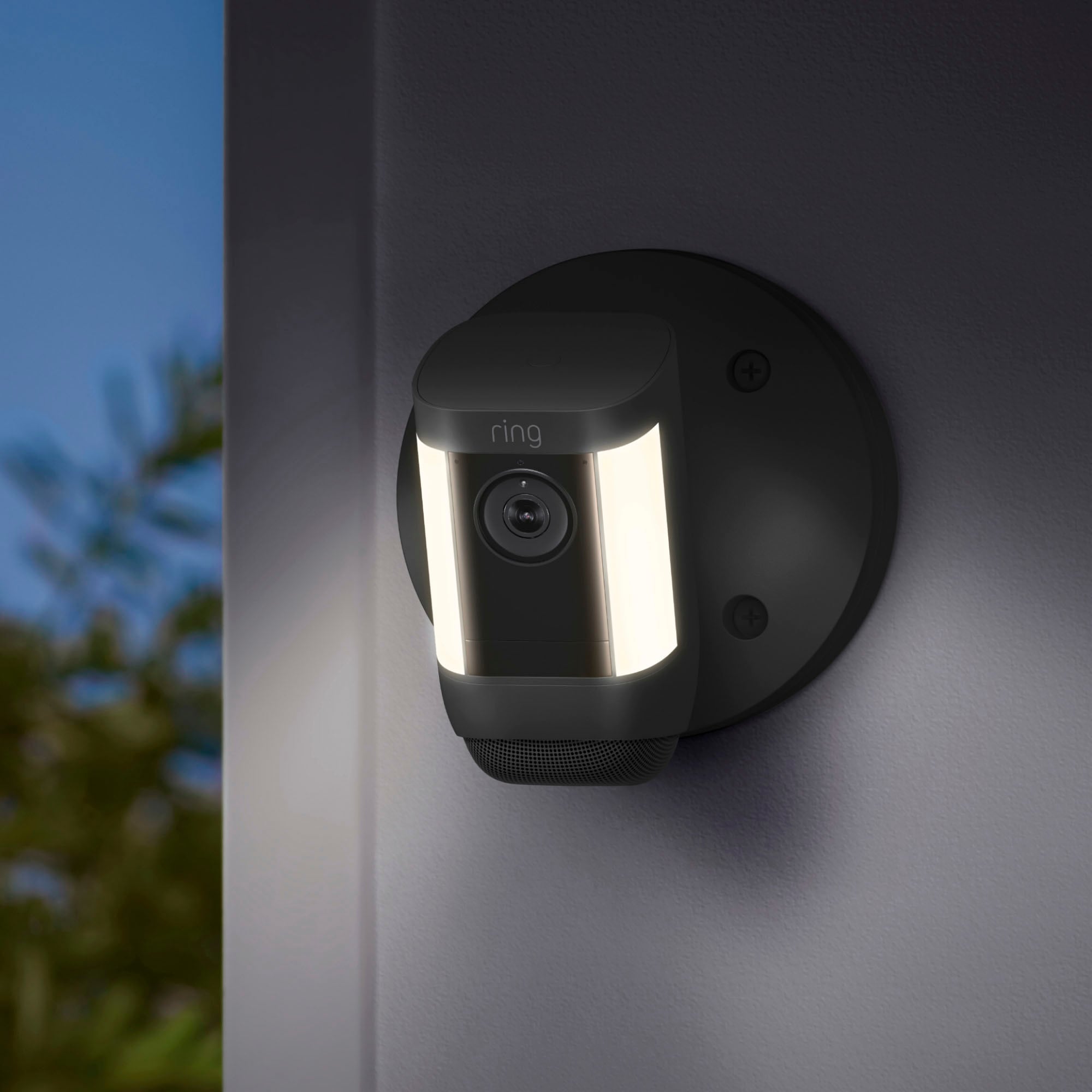 Ring Überwachungskamera »Ring Spotlight Cam Pro, Wired - Black«, Außenbereich