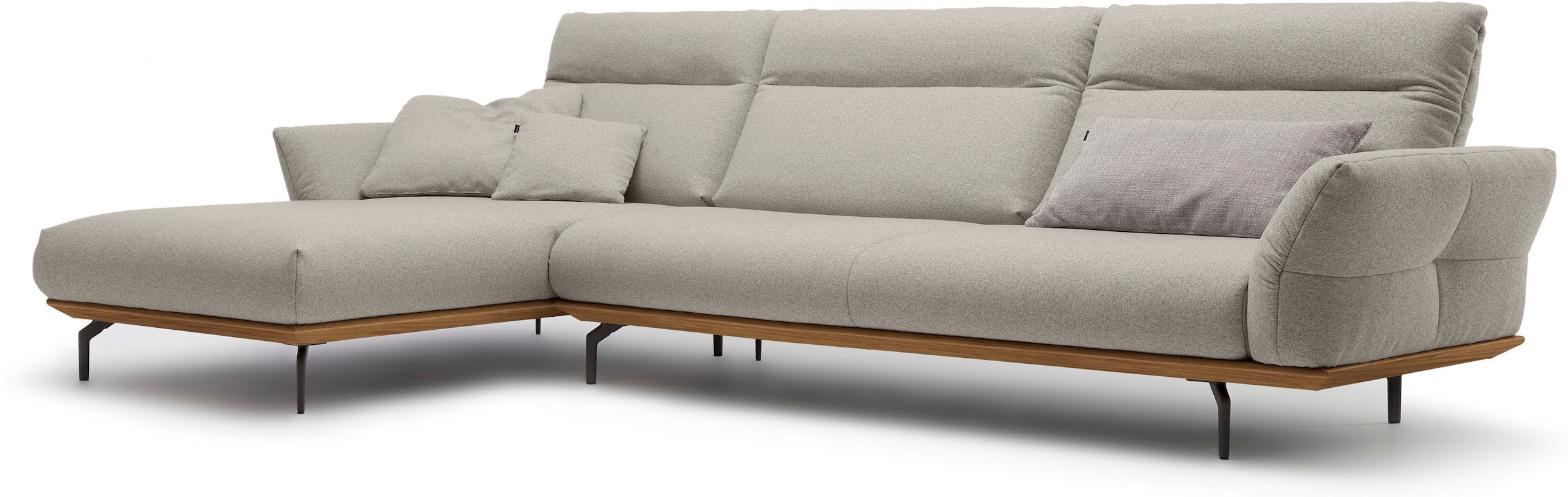Creation BY ROLF BENZ Ecksofa »CR.460«, Sockel in Nussbaum, Winkelfüße in Umbragrau, Breite 338 cm