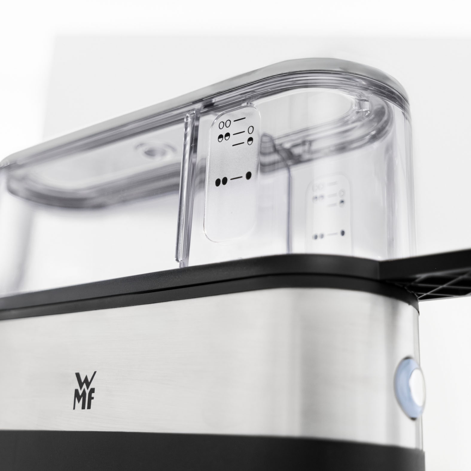 WMF Eierkocher »KÜCHENminis® 2-Eier-Kocher, integrierter Wasserdosierer und Eipick« für 2 Stk. Eier 250 W hochwertiges Chromargan und langlebiges Tritan, Grifffläche