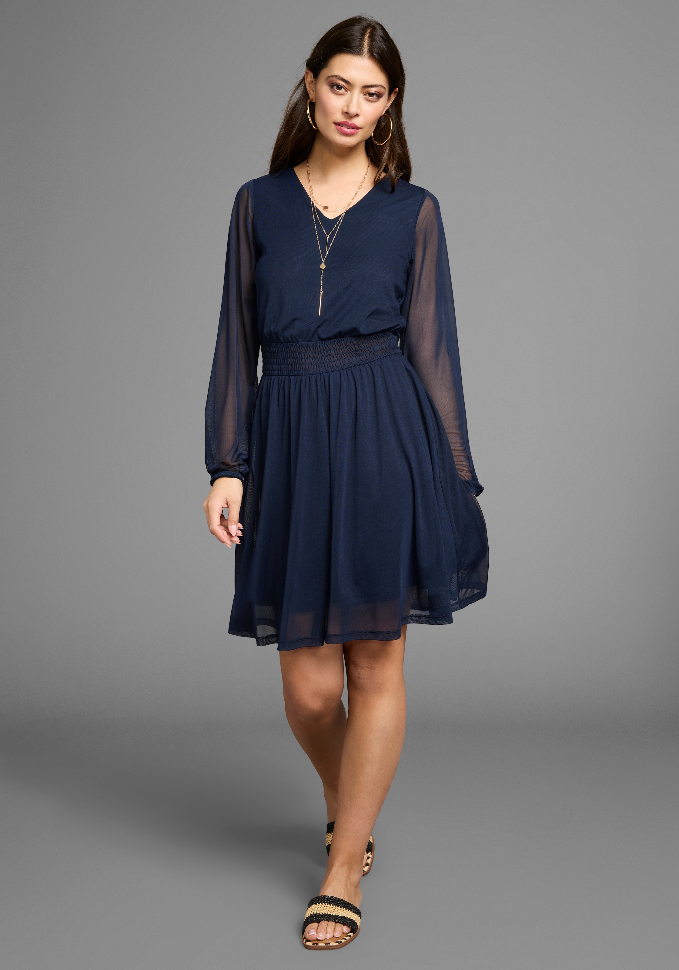 Laura Scott Meshkleid, mit Smok-Einsatz günstig online kaufen