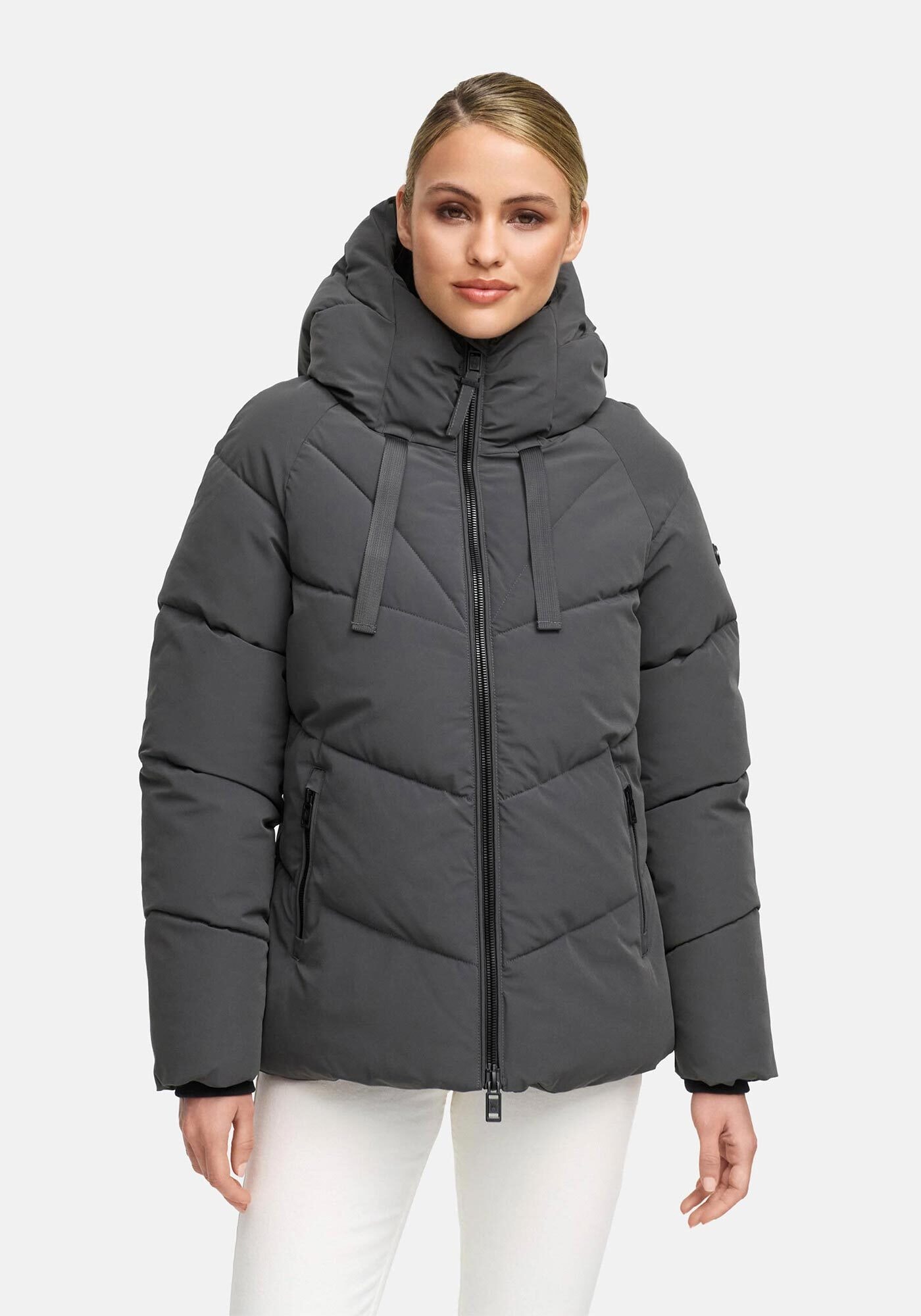 Marikoo Winterjacke »Kwamee«, Schräg gesteppte Winterjacke mit fester Kapuze