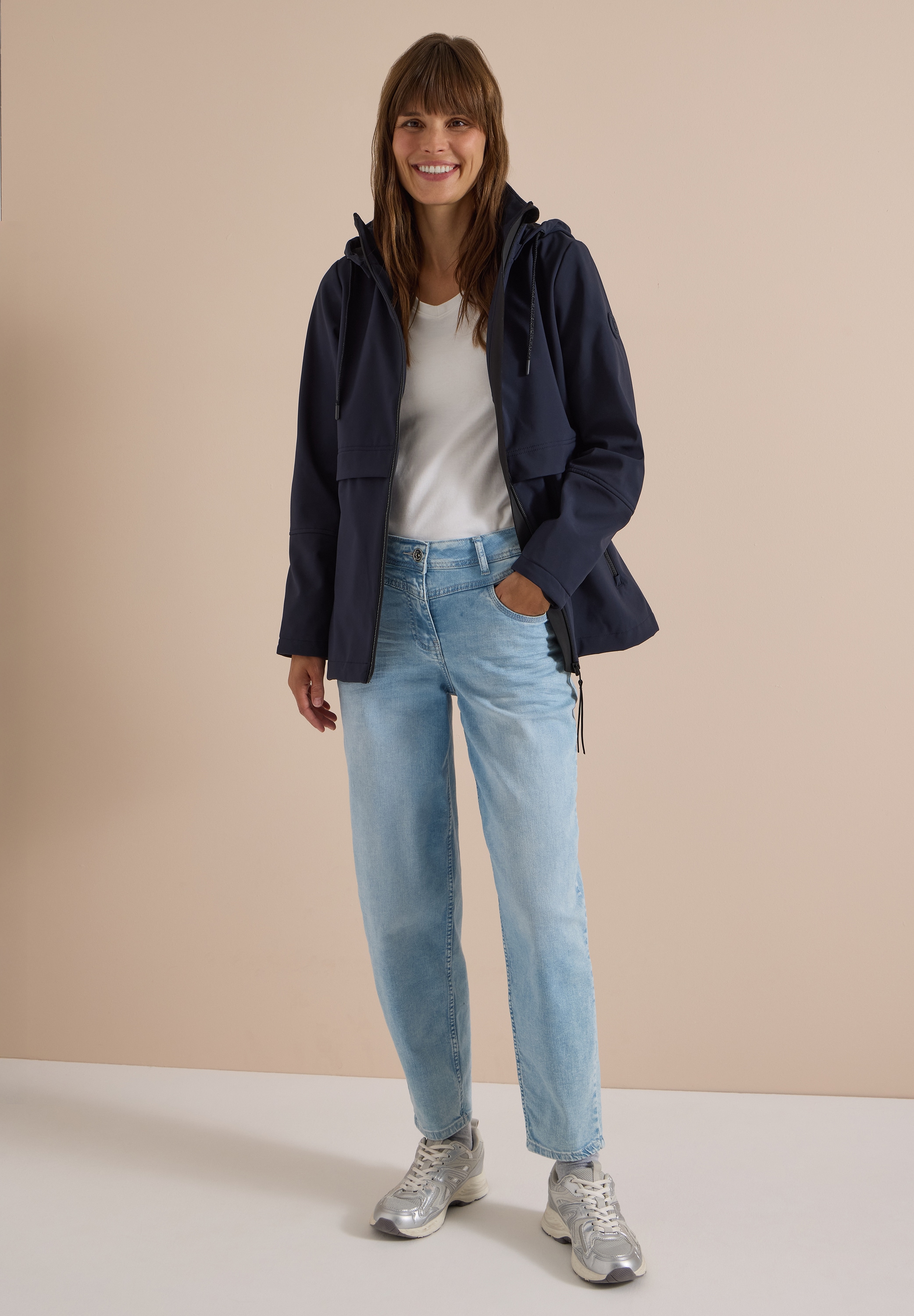 Cecil Softshelljacke ohne Kapuze in Unifarbe