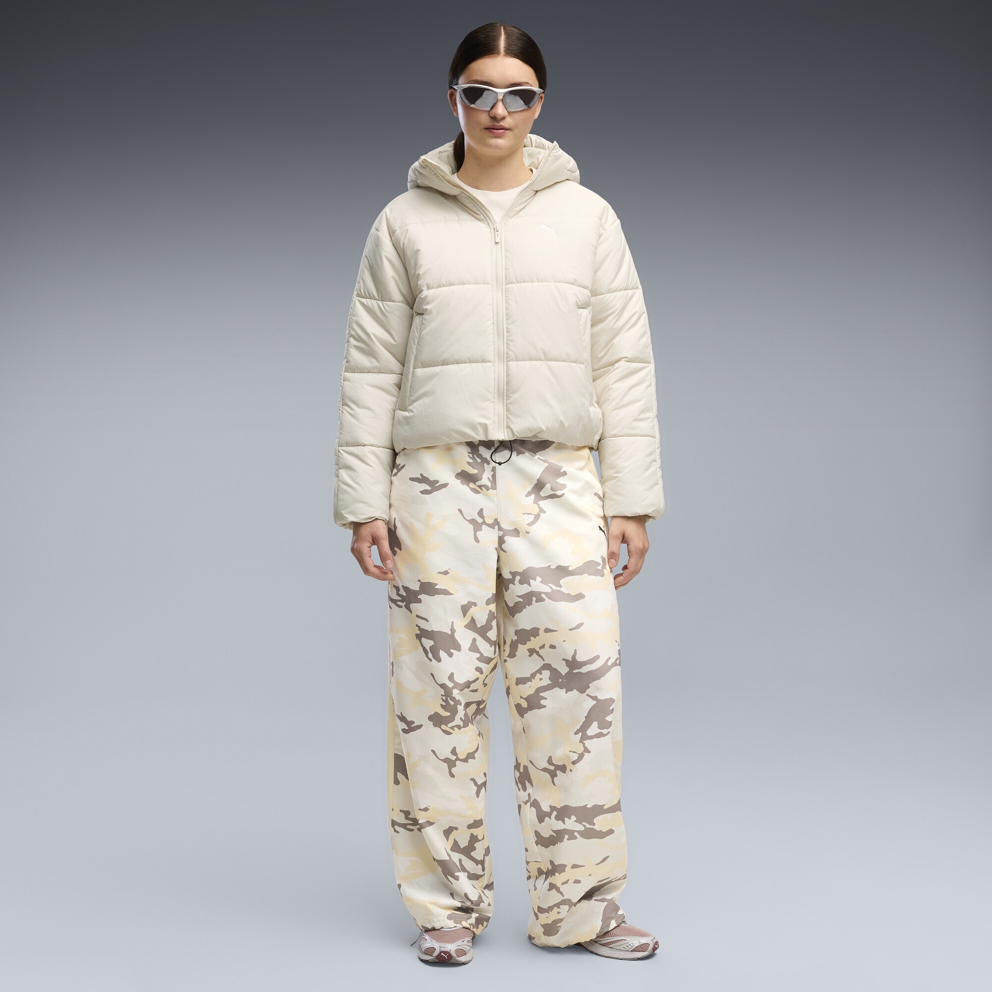 PUMA Winterjacke »Essentials Relaxed Wattierte Kapuzenjacke Damen«