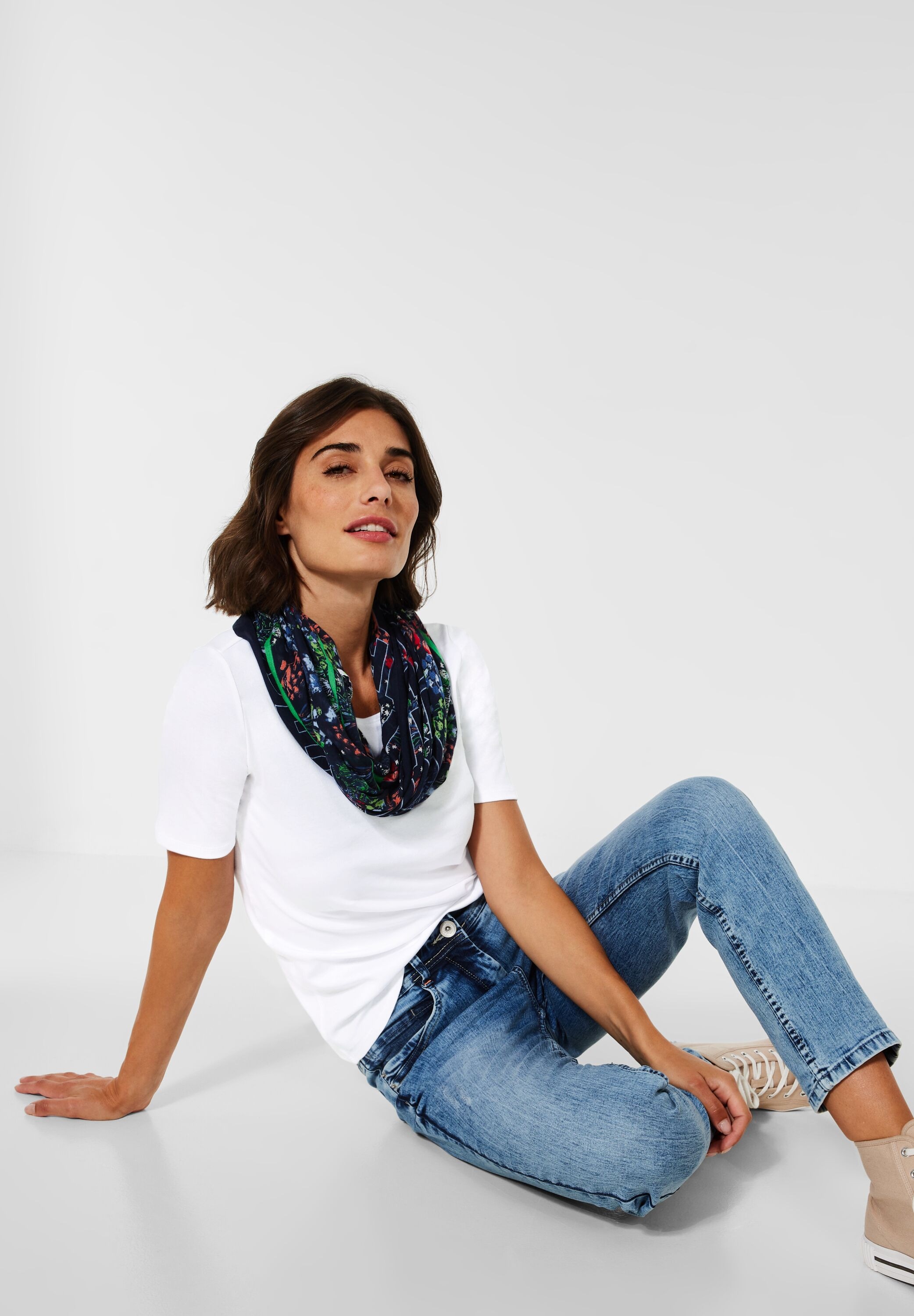Cecil T-Shirt »Style LENA«, mit klassischem Rundhalsausschnitt