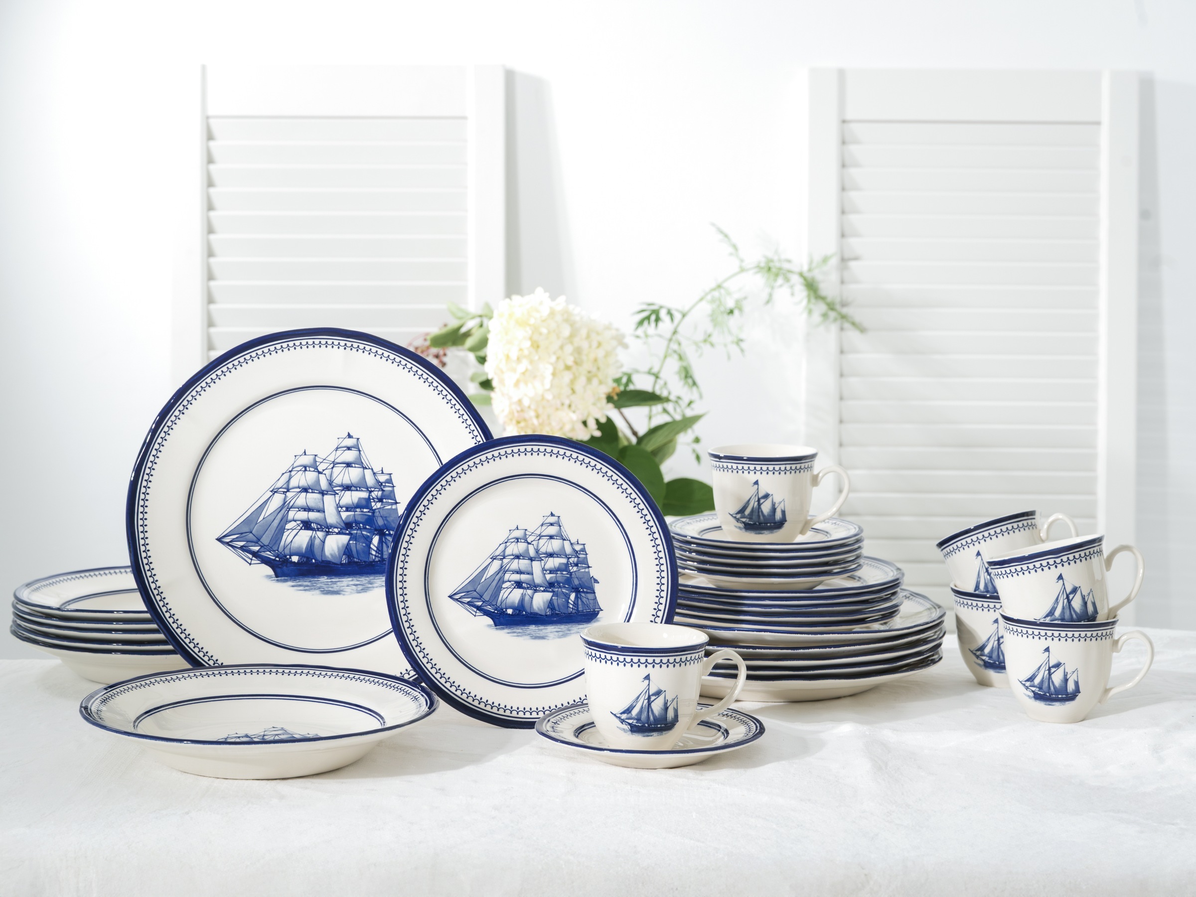 CreaTable Kombiservice »Segelschiff, Service 30-tlg.« Elegante Fahnenform, Schiffsdekor