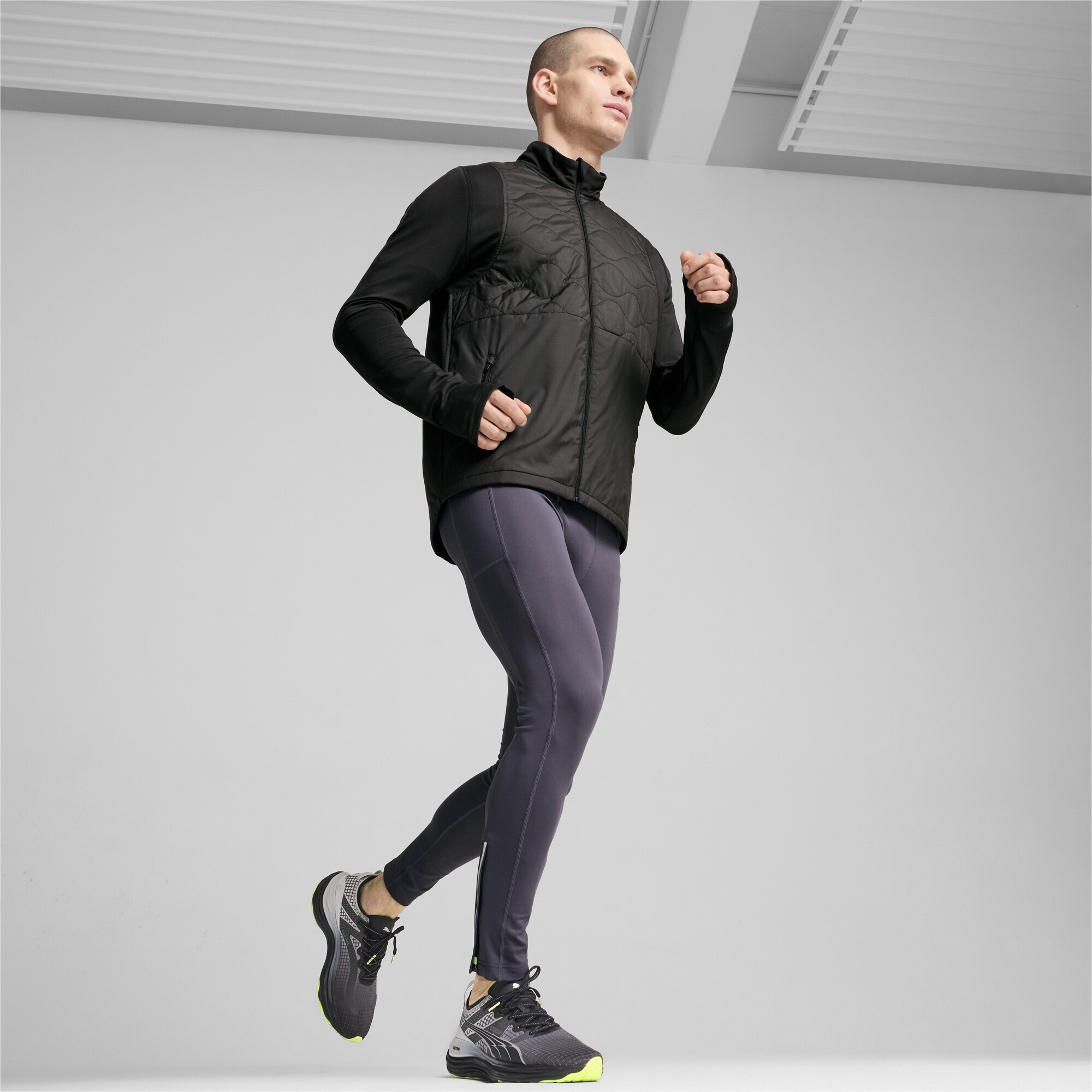 PUMA Laufjacke »RUN CLOUDSPUN WRMLBL Laufjacke Herren«