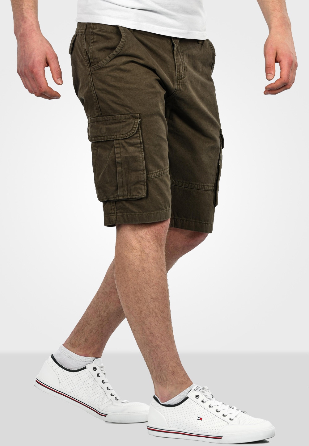 Alessandro Salvarini Cargoshorts »ASNico«, inklusive passendem Gürtel