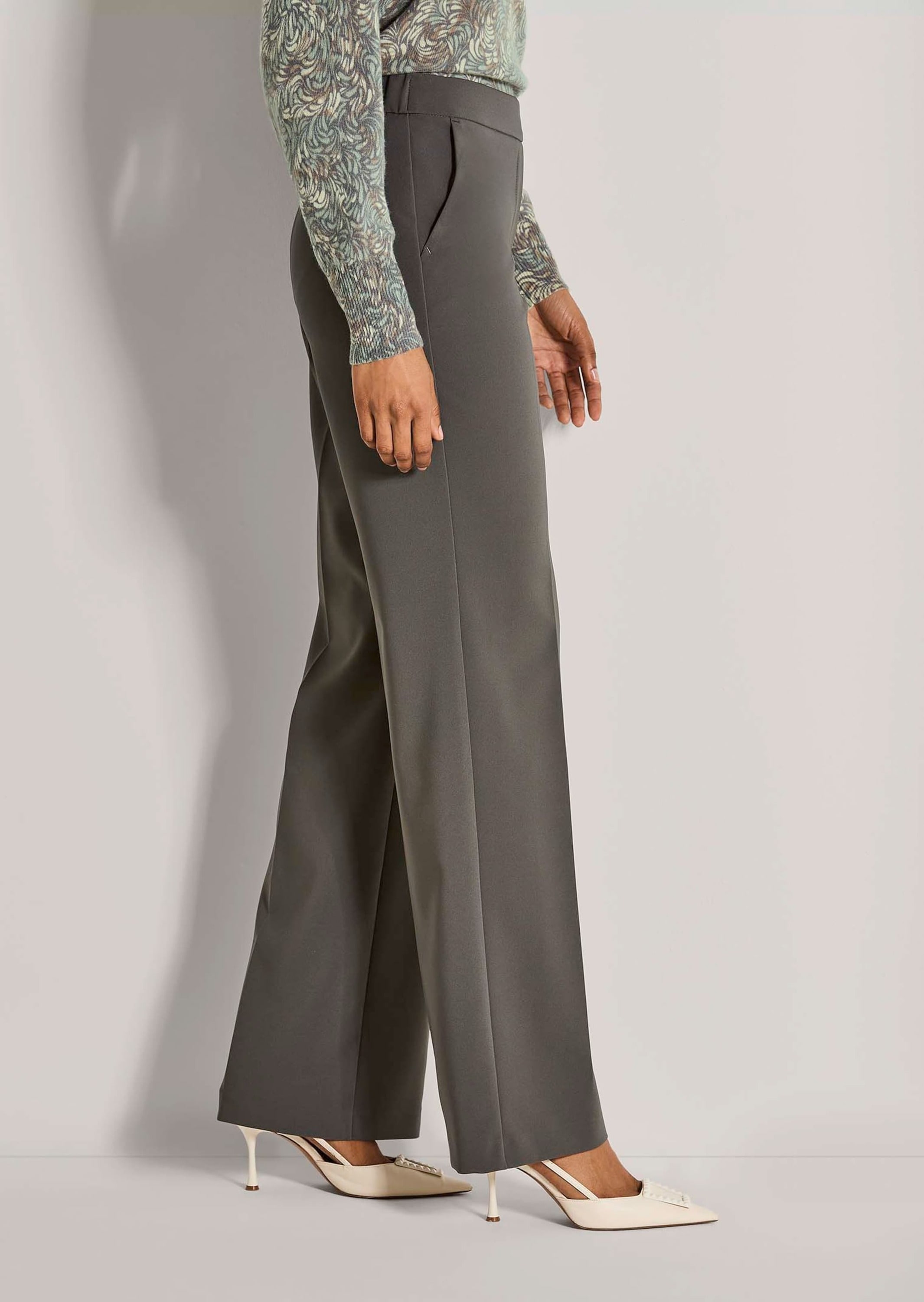 MADELEINE Schlupfhose »Schlupfhose Elegante Damenhose mit Bügelfalten«