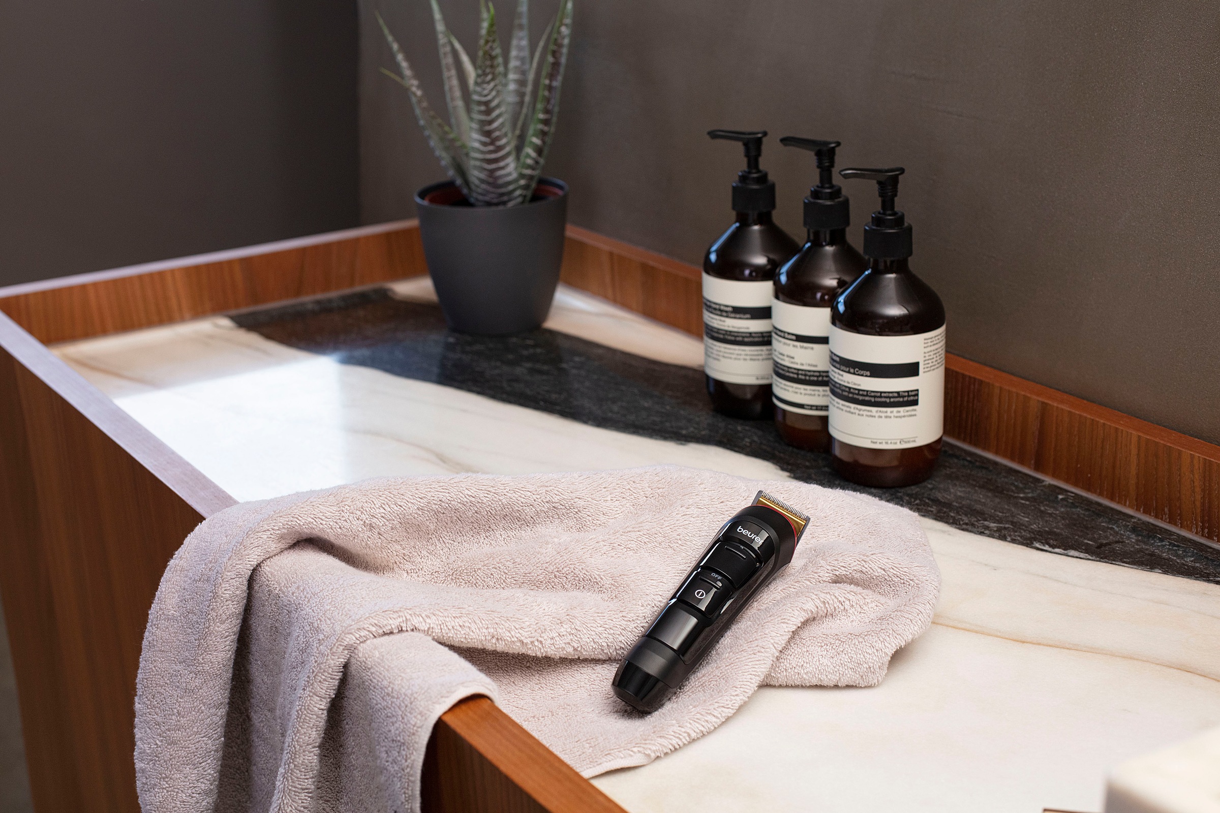 Thumbnail - BEURER Bartschneider "MN4X Barttrimmer, mit selbstschärfender Edelstahl-Rasierklinge" 2 Aufsätze 2 längenverstellbare Ka...