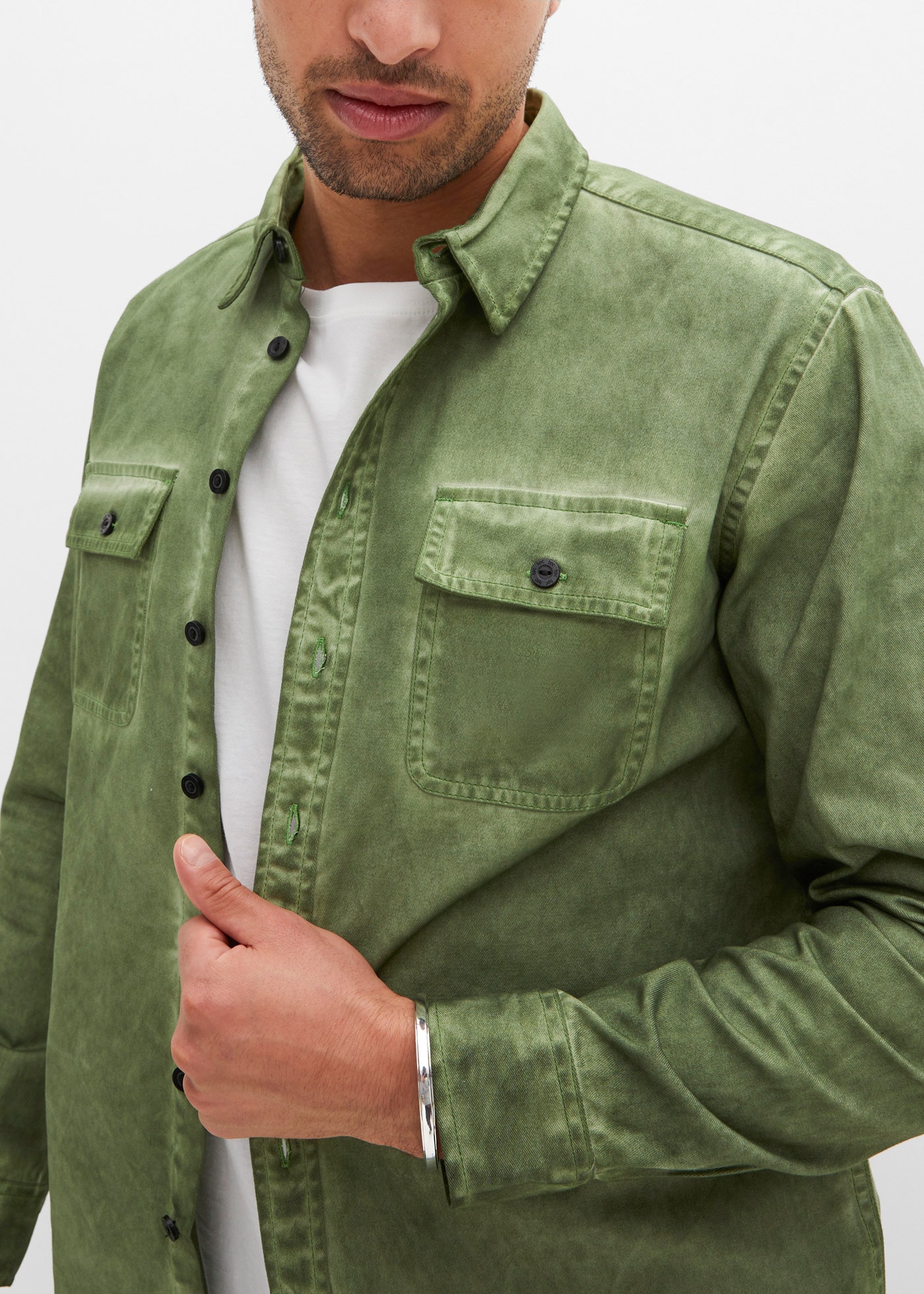 bonprix Langarmhemd Regular Fit, aus reiner Baumwolle, in Used-Optik, mit Brusttasche