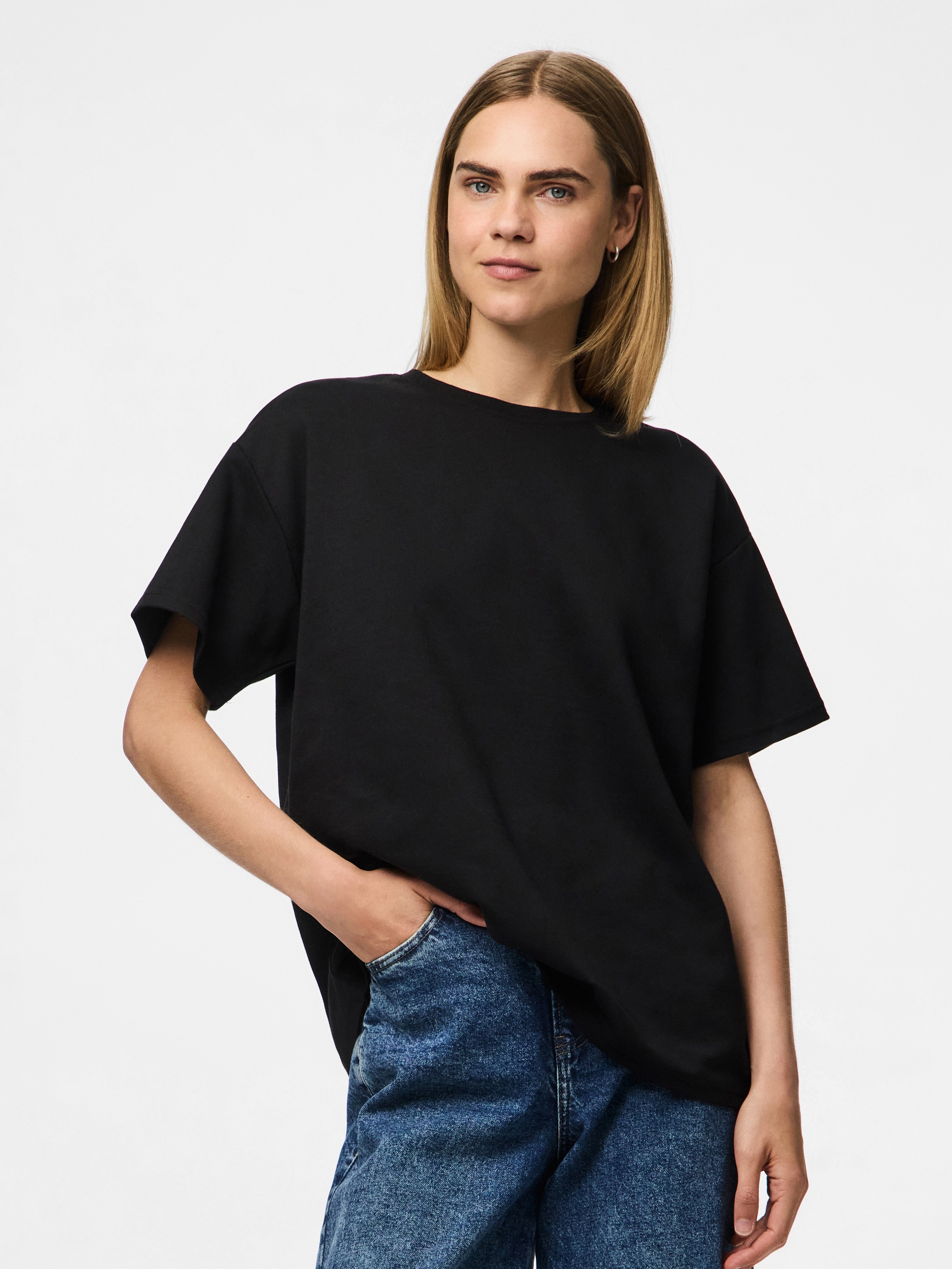 pieces Kurzarmshirt "PCSKYLAR SS OVERSIZED TEE NOOS" günstig online kaufen