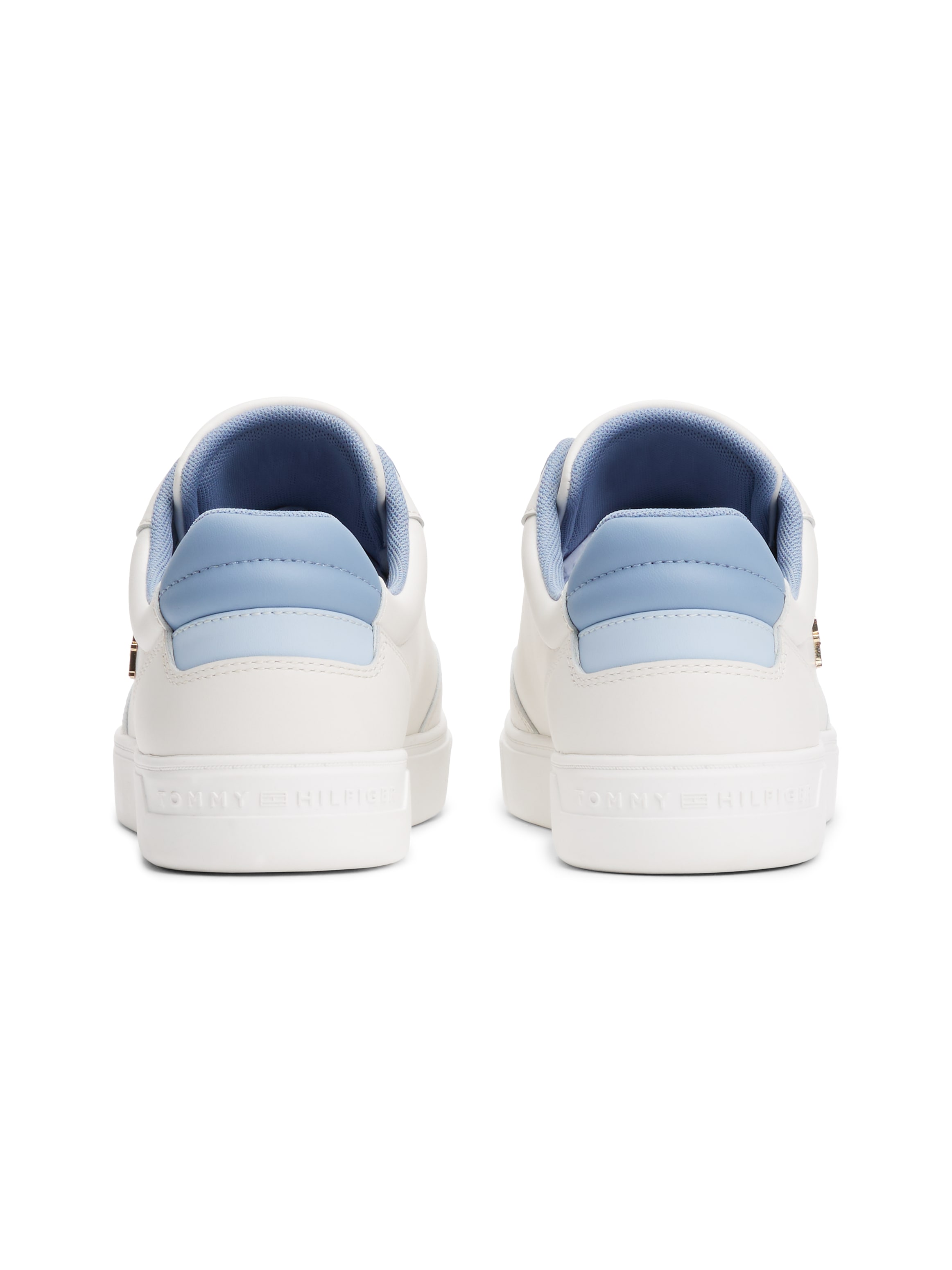 Tommy Hilfiger Plateausneaker »ESSENTIAL ELEVATED COURT SNEAKER«, Freizeitschuh, Halbschuh, Schnürer mit Ziernähten und Kontrastbesatz
