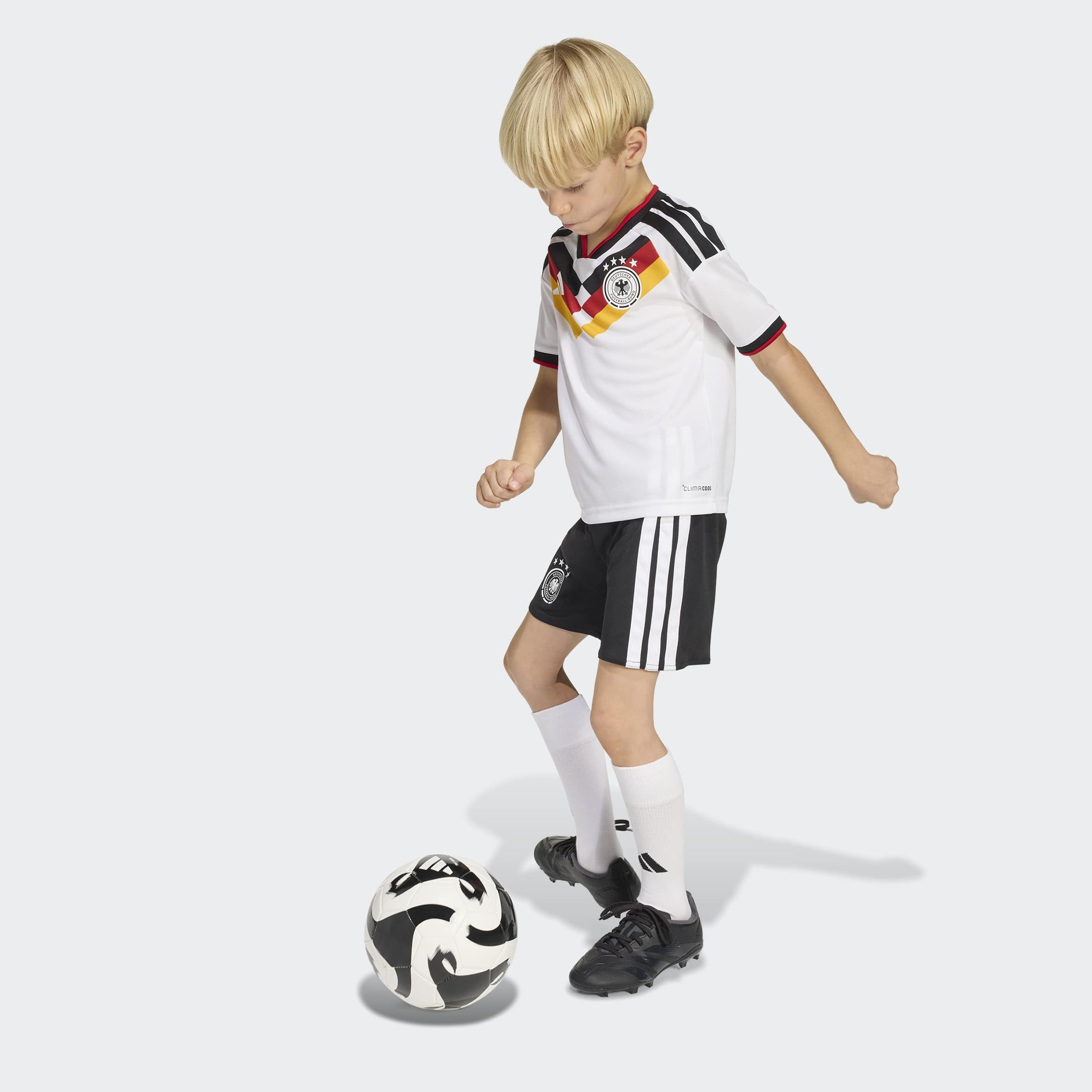 adidas Performance Trainingsanzug »DEUTSCHLAND 26 KIDS HEIMAUSRÜSTUNG« 2 tlg.