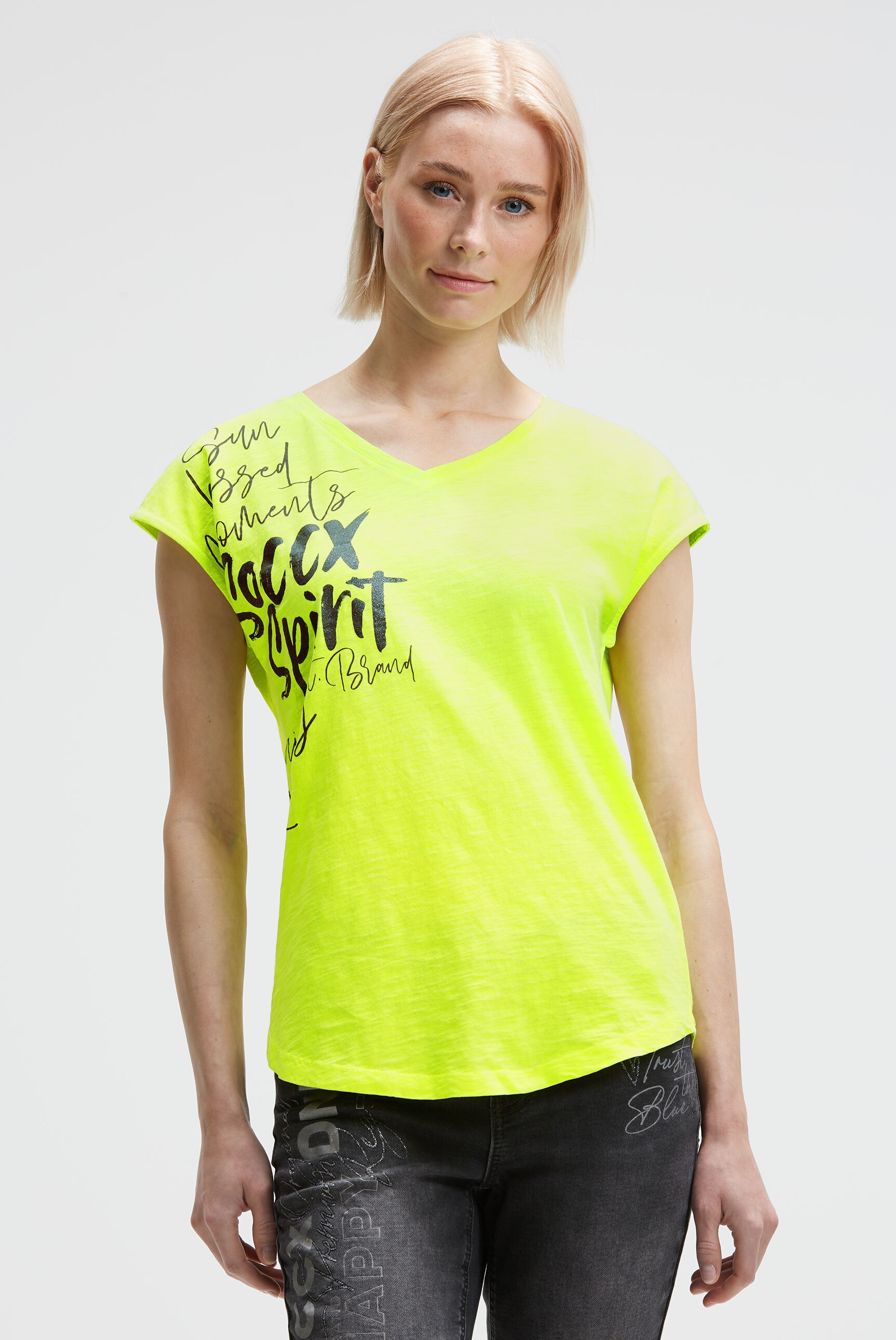 SOCCX V-Shirt, mit überschnittenen Schultern günstig online kaufen