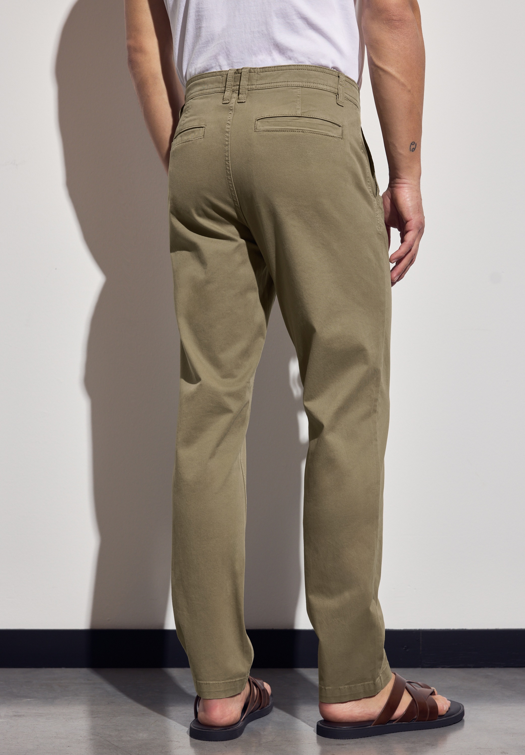 STREET ONE MEN Chinohose, aus Baumwolle mit Stretchanteil günstig online kaufen