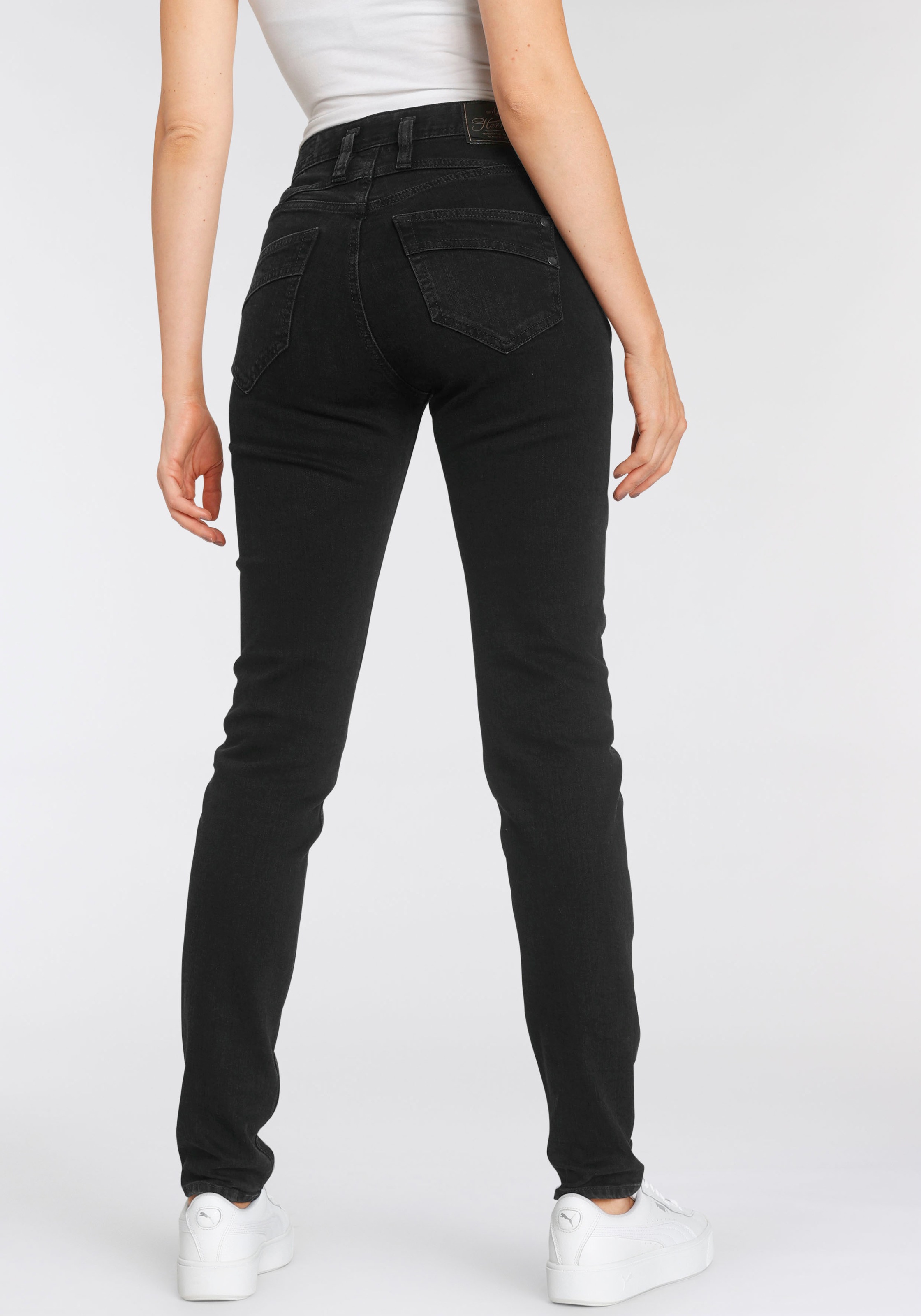 Herrlicher High-waist-Jeans "RADINA RECYCLED DENIM", mit leichtem Push-Up-E günstig online kaufen