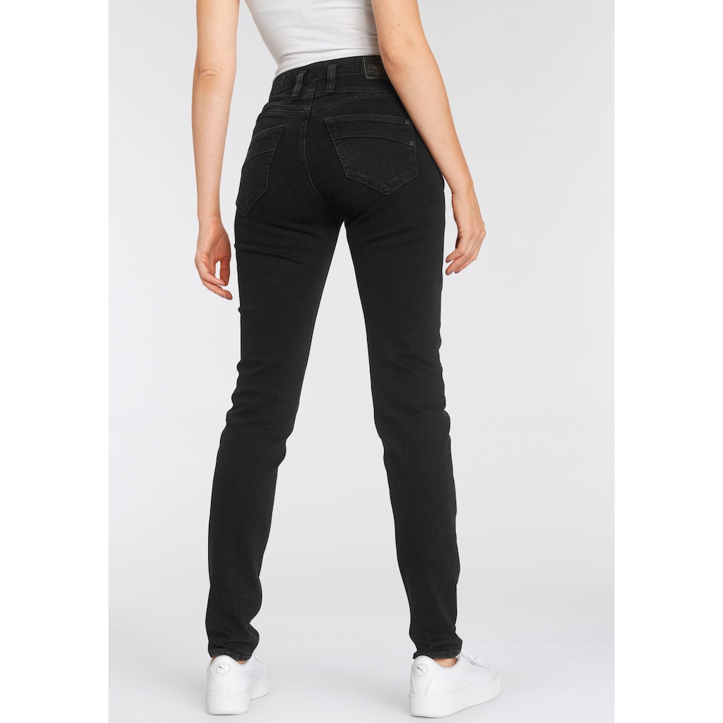 Herrlicher High-waist-Jeans »RADINA RECYCLED DENIM«, mit leichtem Push-Up-Effekt