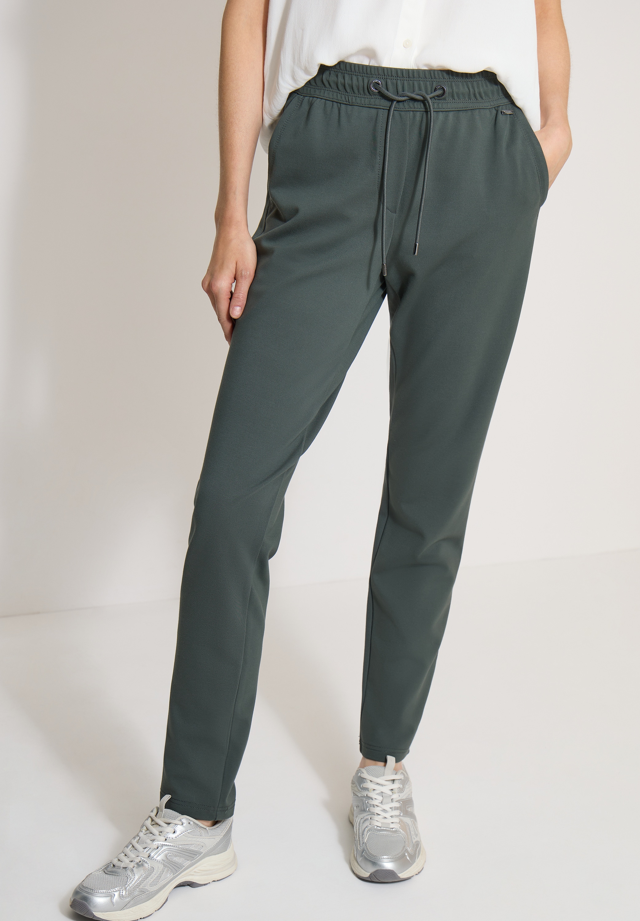 Cecil Middle Waist