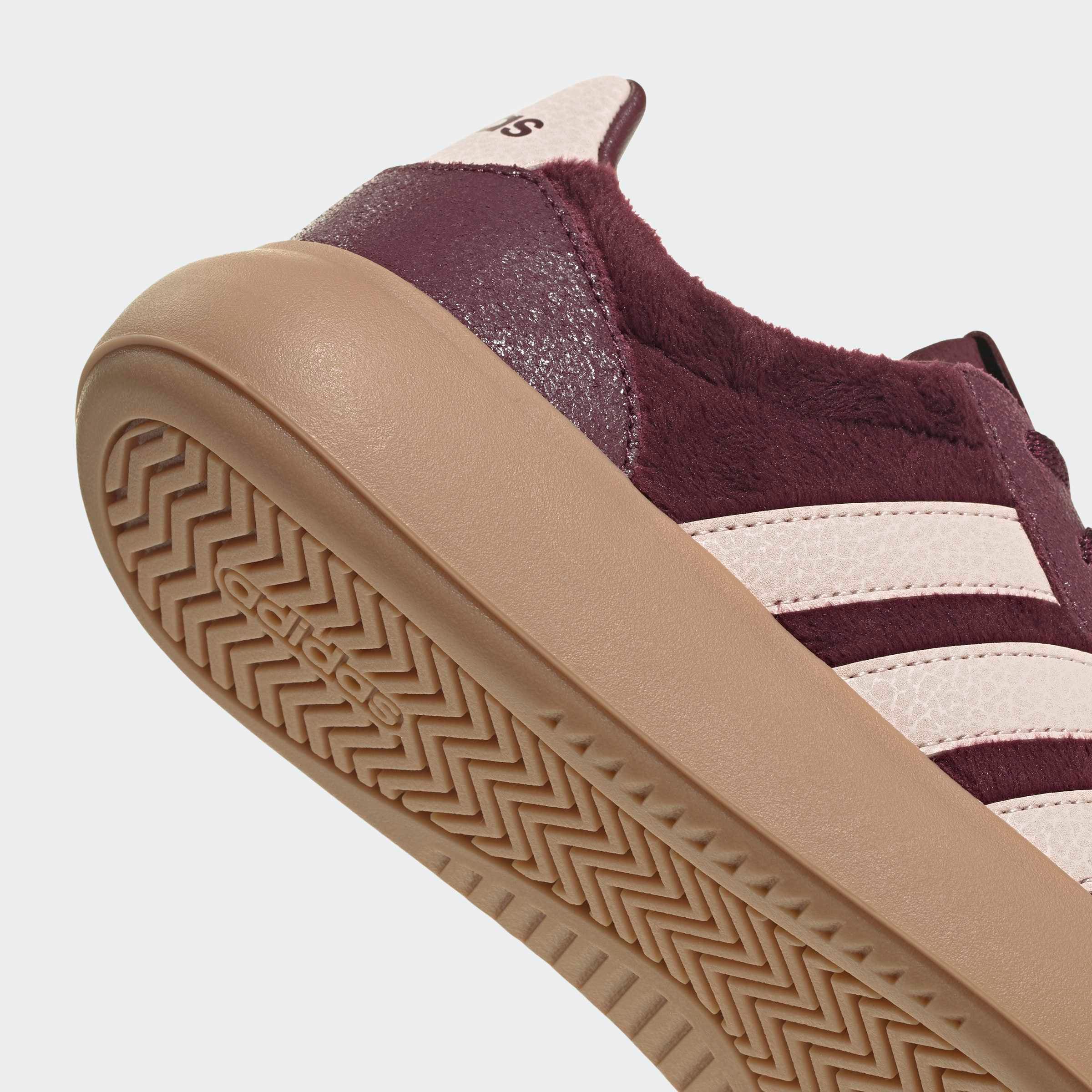 adidas Sportswear Sneaker »BARREDA DECODE«  inspiriert vom Design des adidas handball spezial